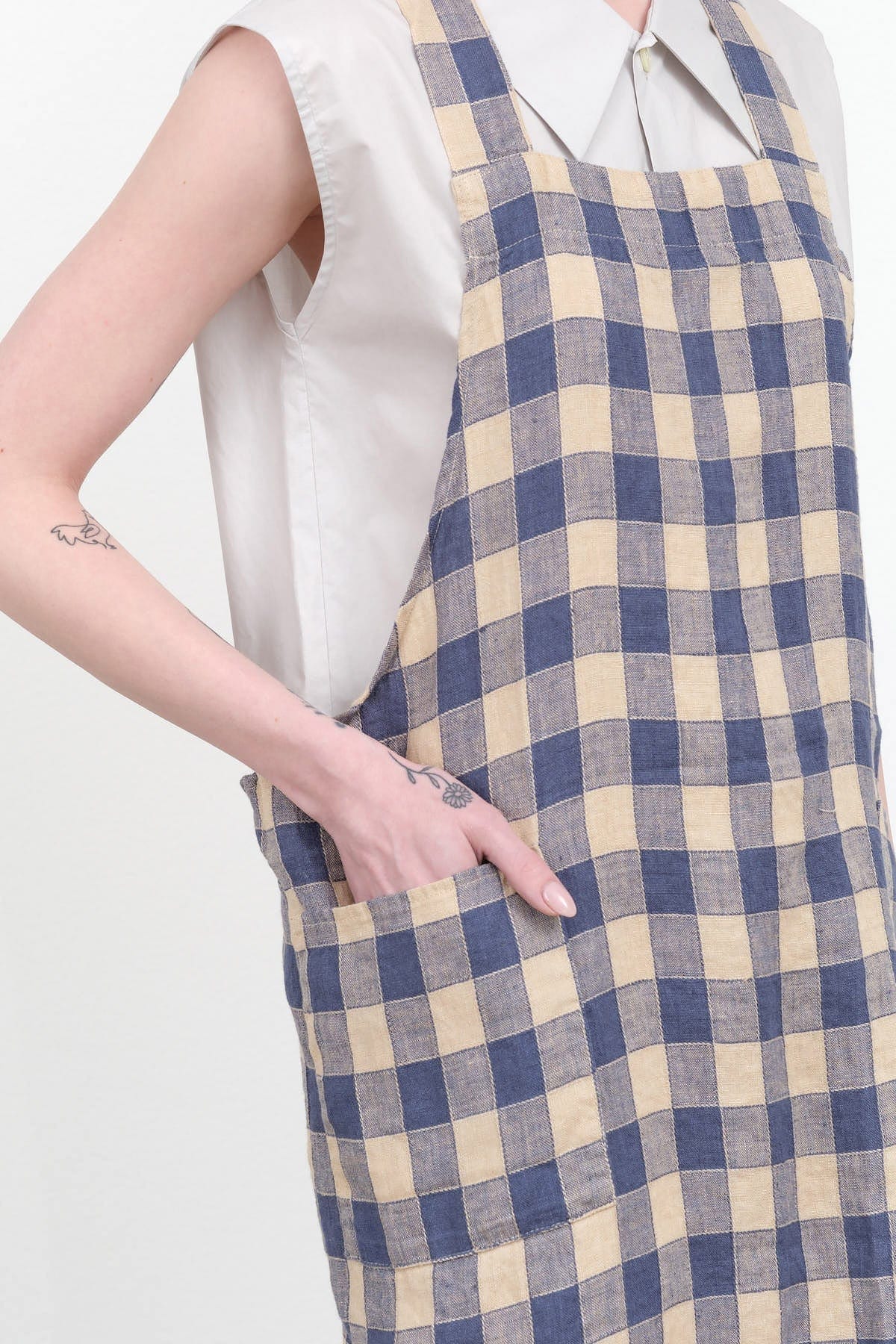 Maison De Vacances Home Kitchen Aprons Canvas Vintage Vichy Apron in Bleu de Delft Bleu de Delft / 35.5" X 31.5"