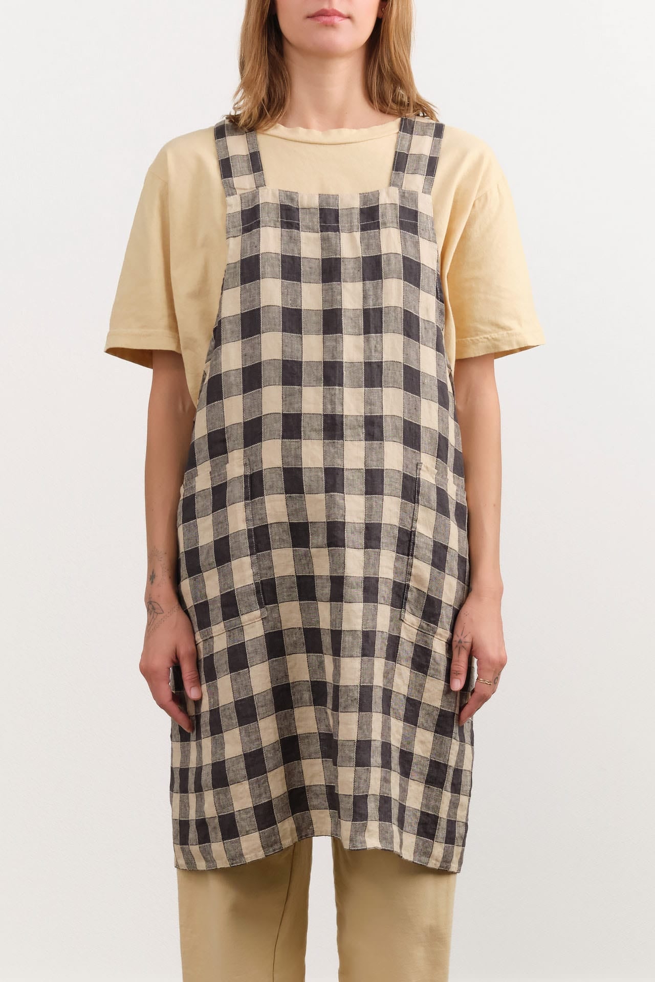 Maison De Vacances Home Kitchen Aprons Canvas Vintage Vichy Apron in Fusain Fusain / 35.5" X 31.5"