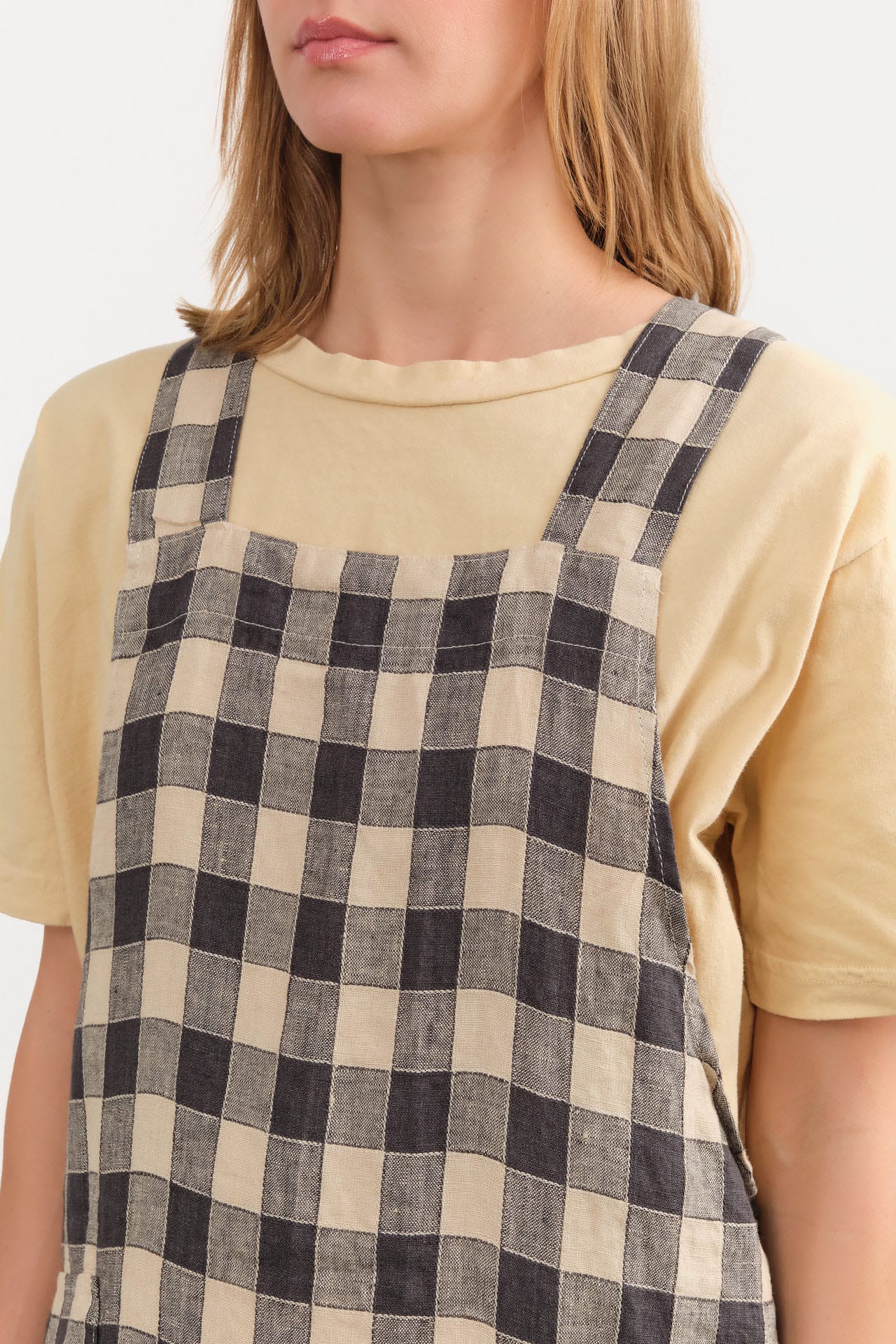 Maison De Vacances Home Kitchen Aprons Canvas Vintage Vichy Apron in Fusain Fusain / 35.5" X 31.5"