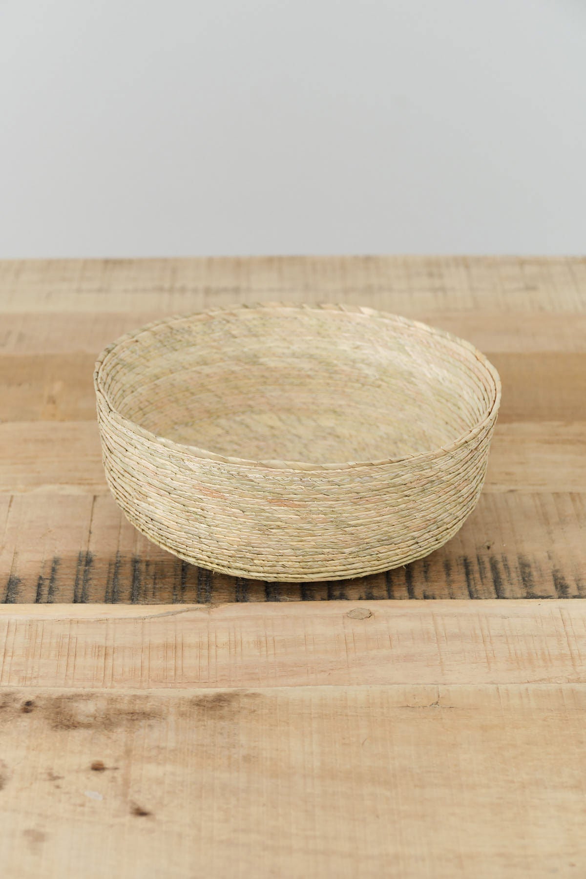 Makaua Round Open Basket in Plain Tan Natural