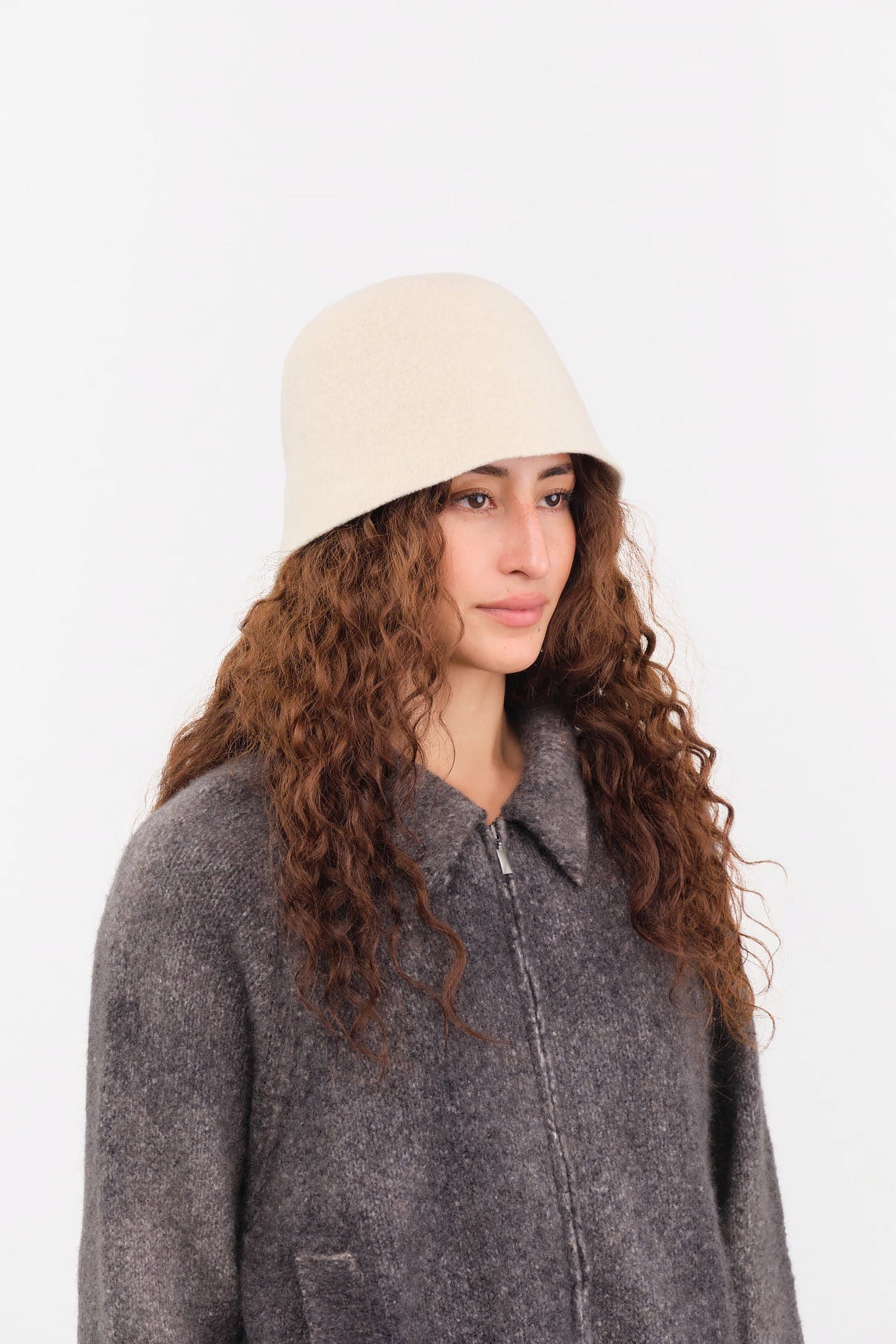 Mature Ha. Accessories Hats Bell Hat in Ecru Ecru / One Size