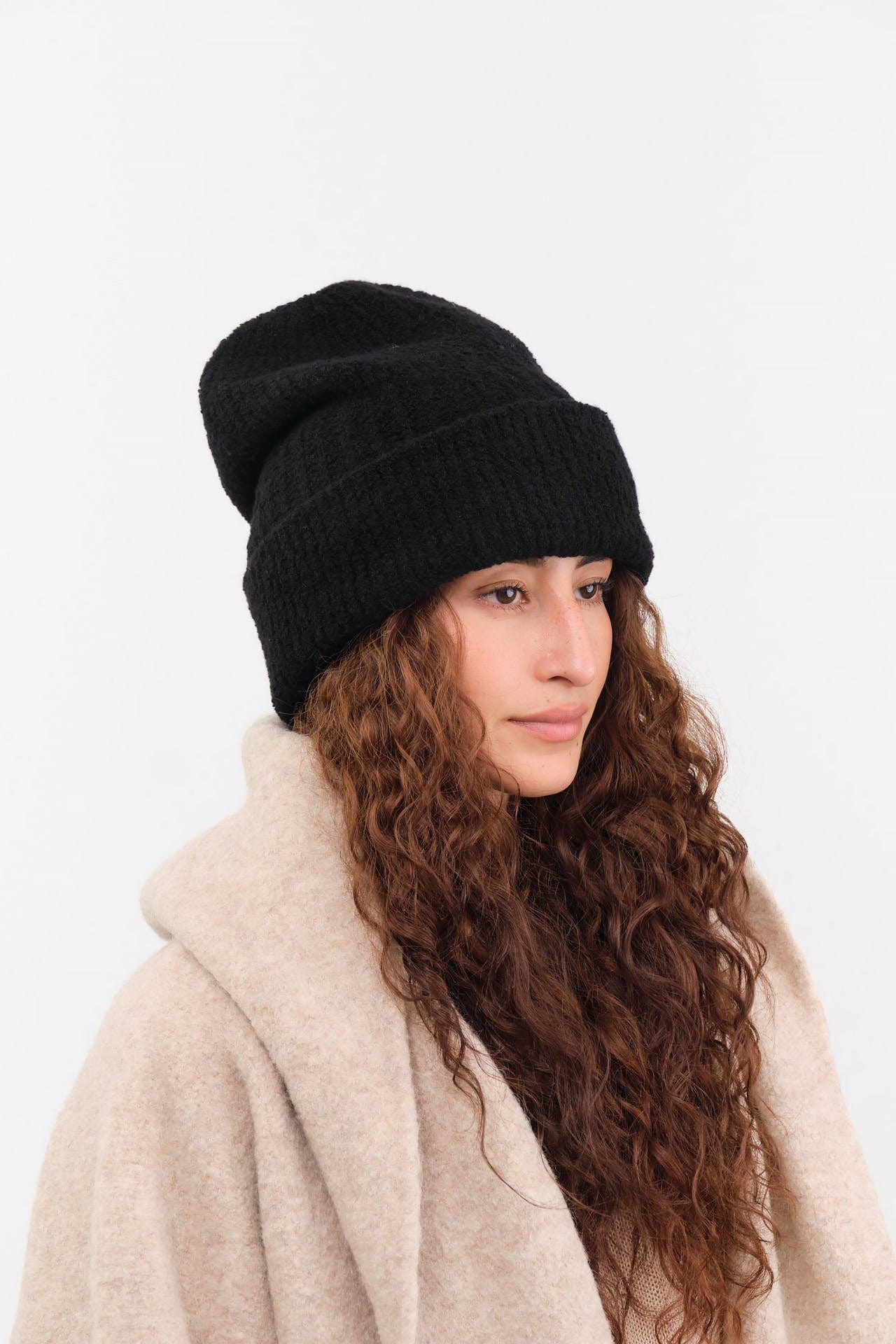Mature Ha. Accessories Hats Cashmere Loop Knit Cap in Black Black / One Size