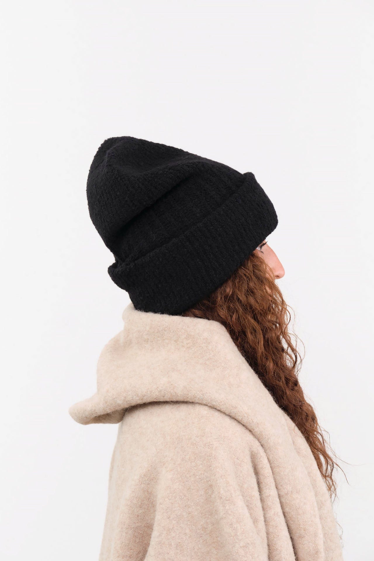 Mature Ha. Accessories Hats Cashmere Loop Knit Cap in Black Black / One Size