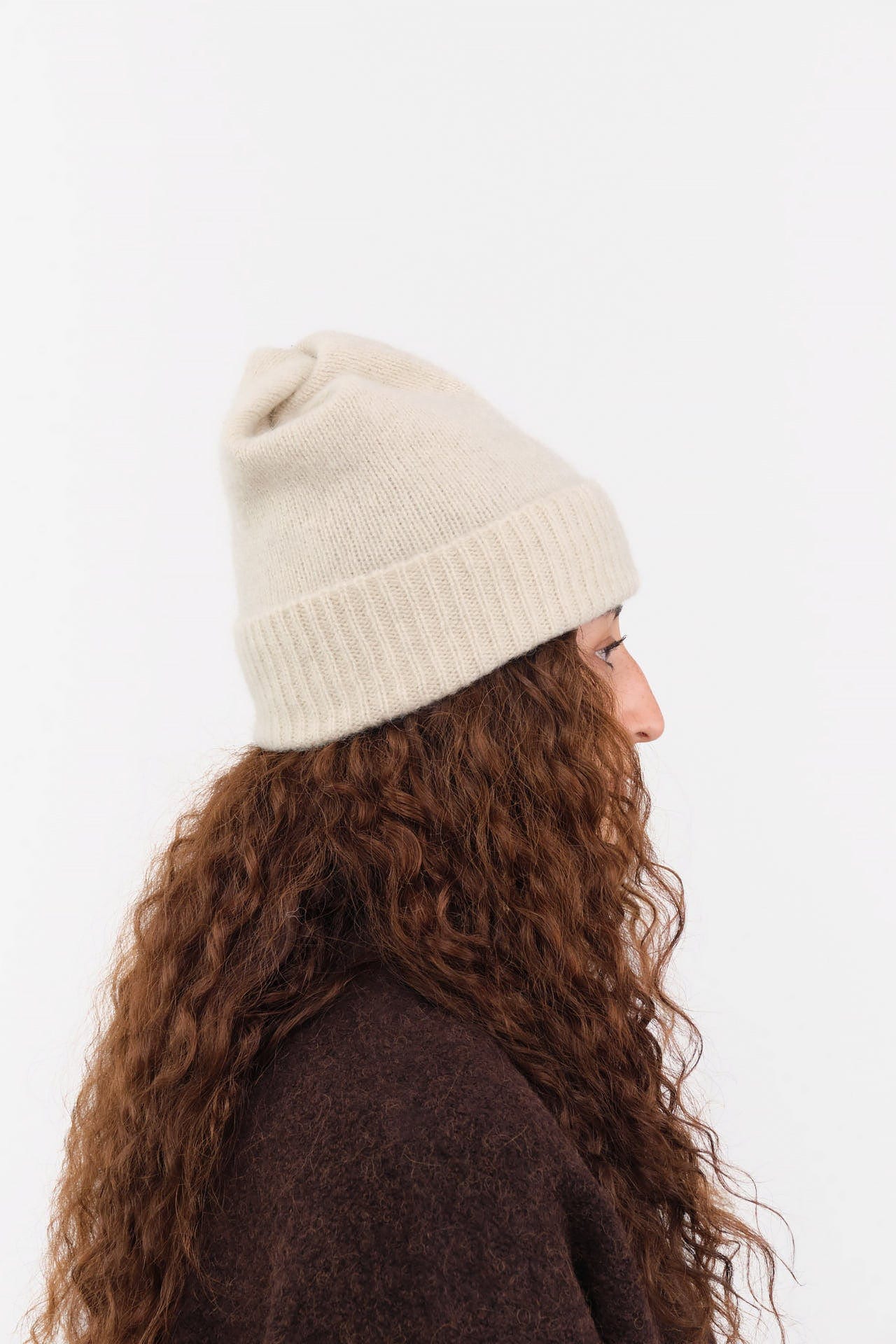 Mature Ha. Accessories Hats Pleats Knit Cap in Natural Natural / One Size