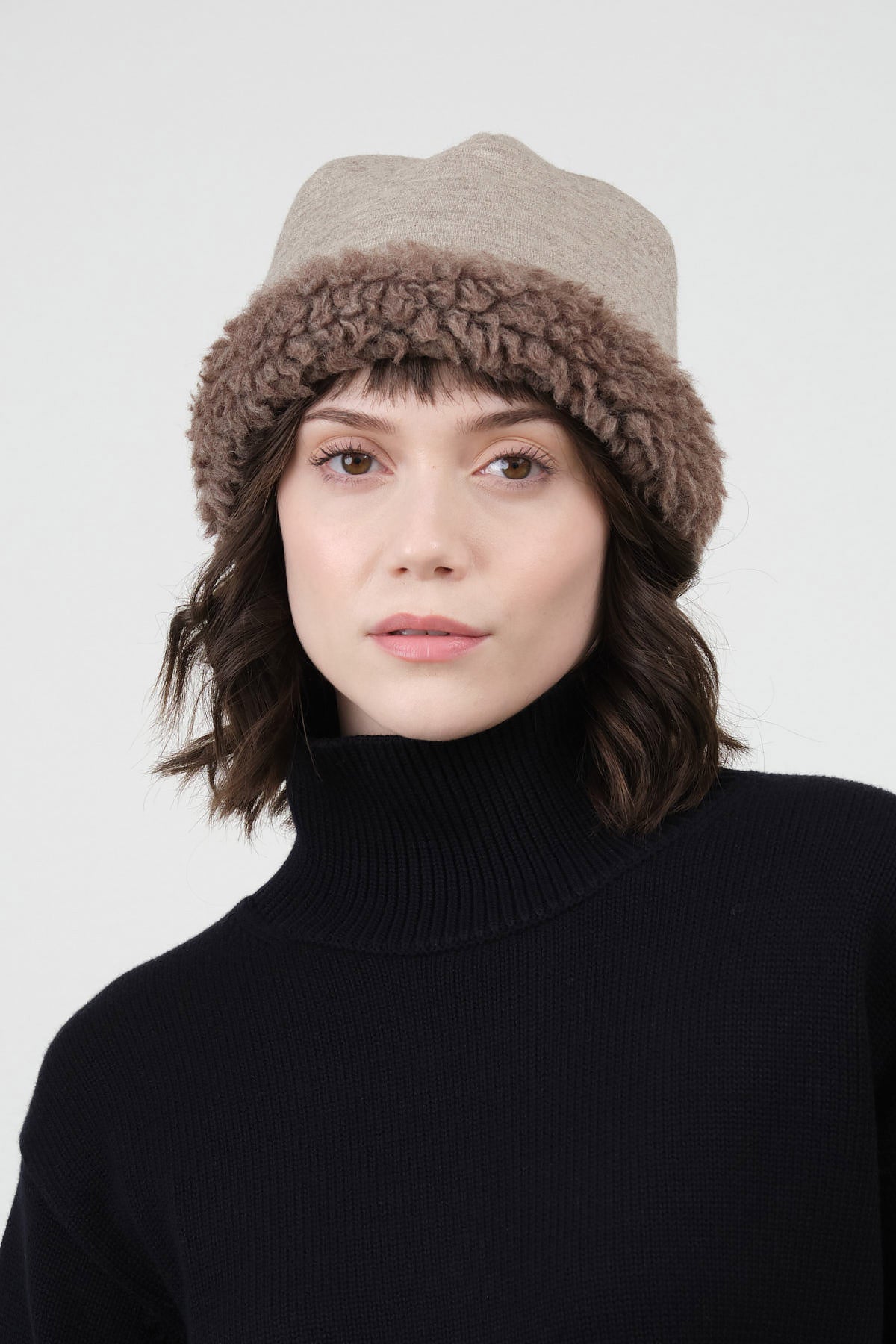 Mature Ha Reversible Beanie in Natural X Greige