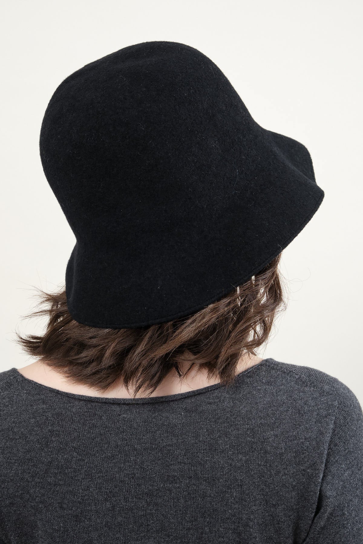 Back of Widen Bell Hat in Black