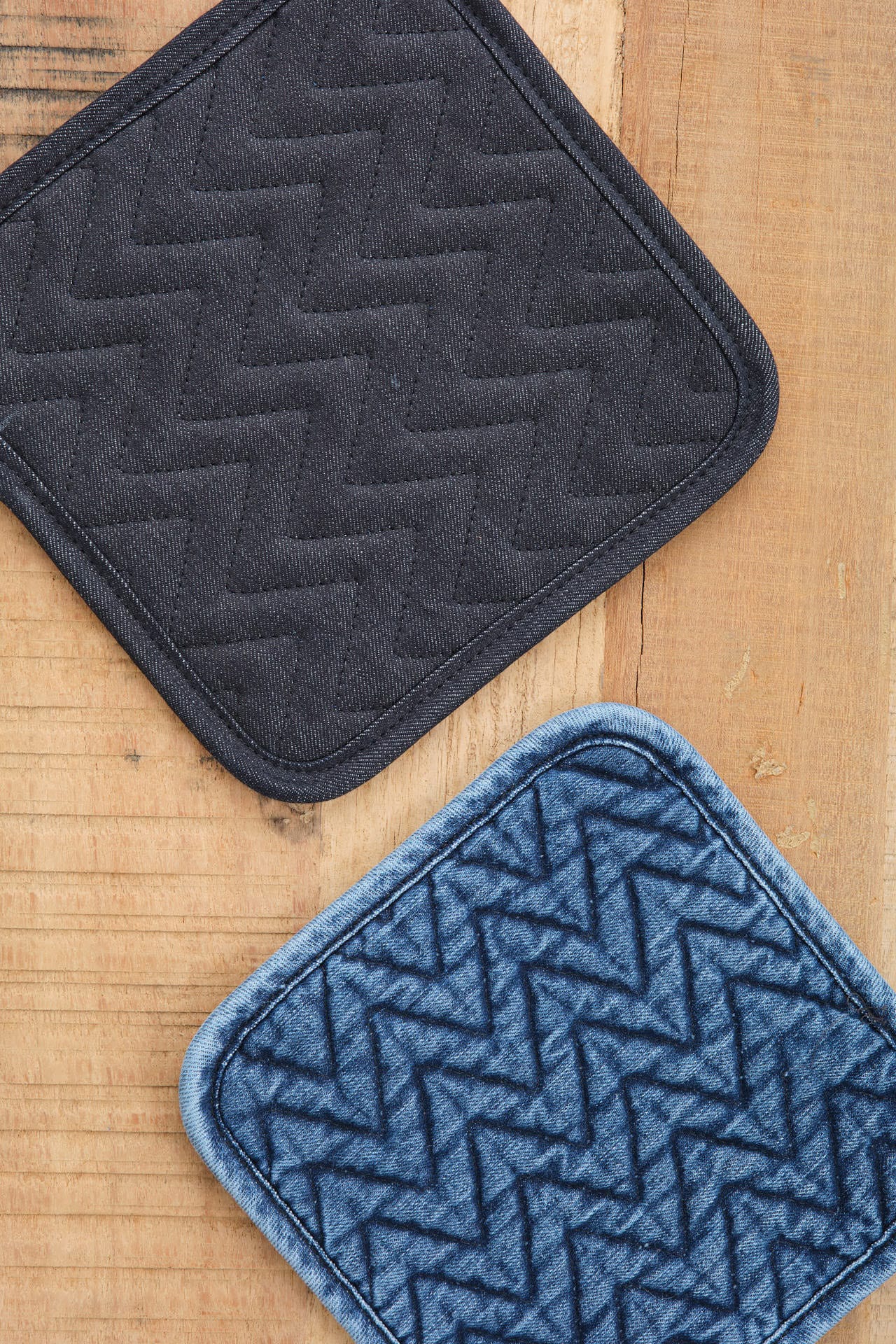 Mi Cocina Home Kitchen Trivets Herringbone Trivet/Pot Holder