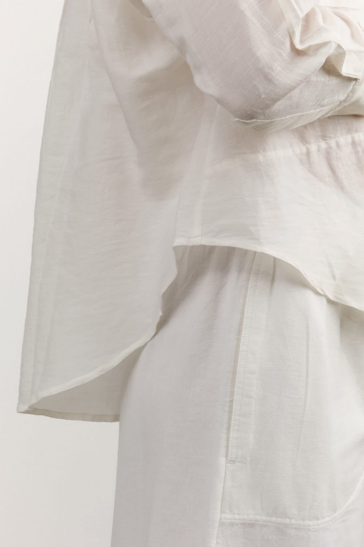 Mirth Apparel Womens Blouses Kyoto Blouse in White Linen