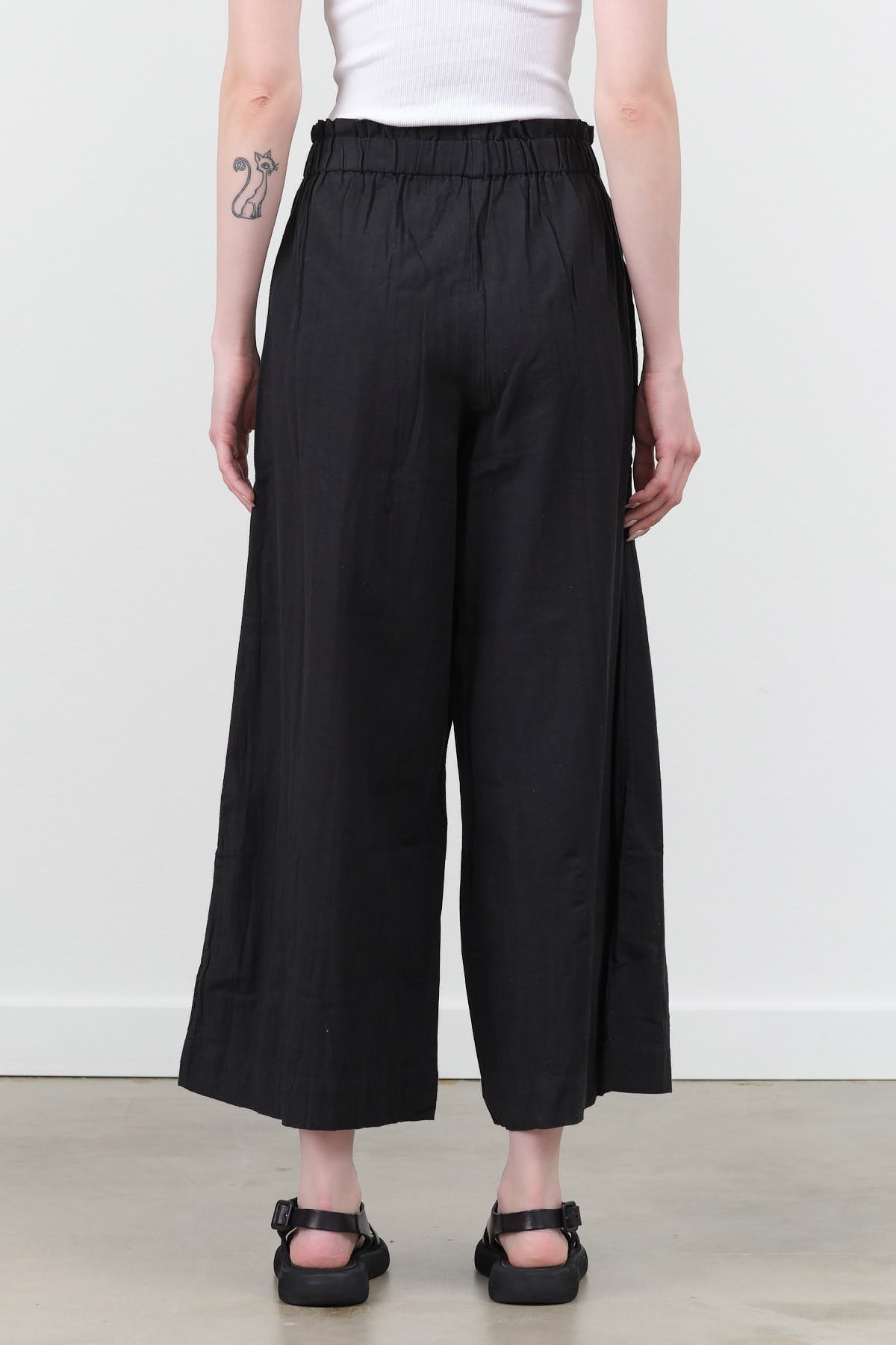 Cropped Wide Leg Mirth Pant in Dark Black by Mirth with Elastic Waist and Side Pockets