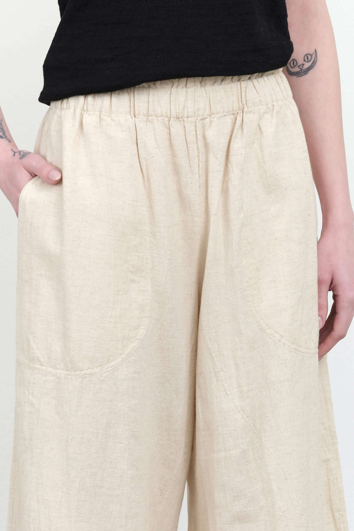 Waistband view of Mirth Pant in Oatmeal