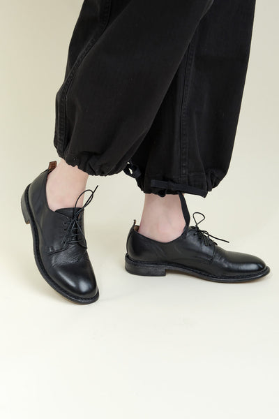 Lace up Leather Shoes in Nero