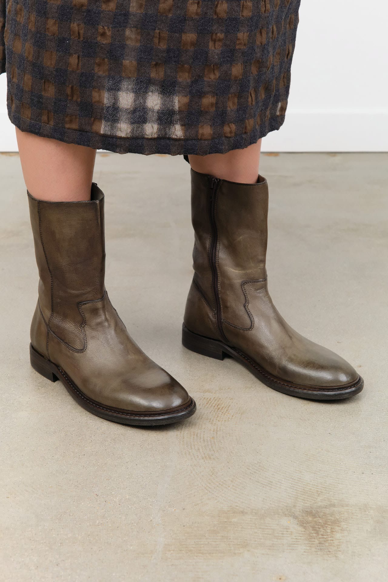 Moma Shoes Accessories Womens Shoes Word Ankle Boots