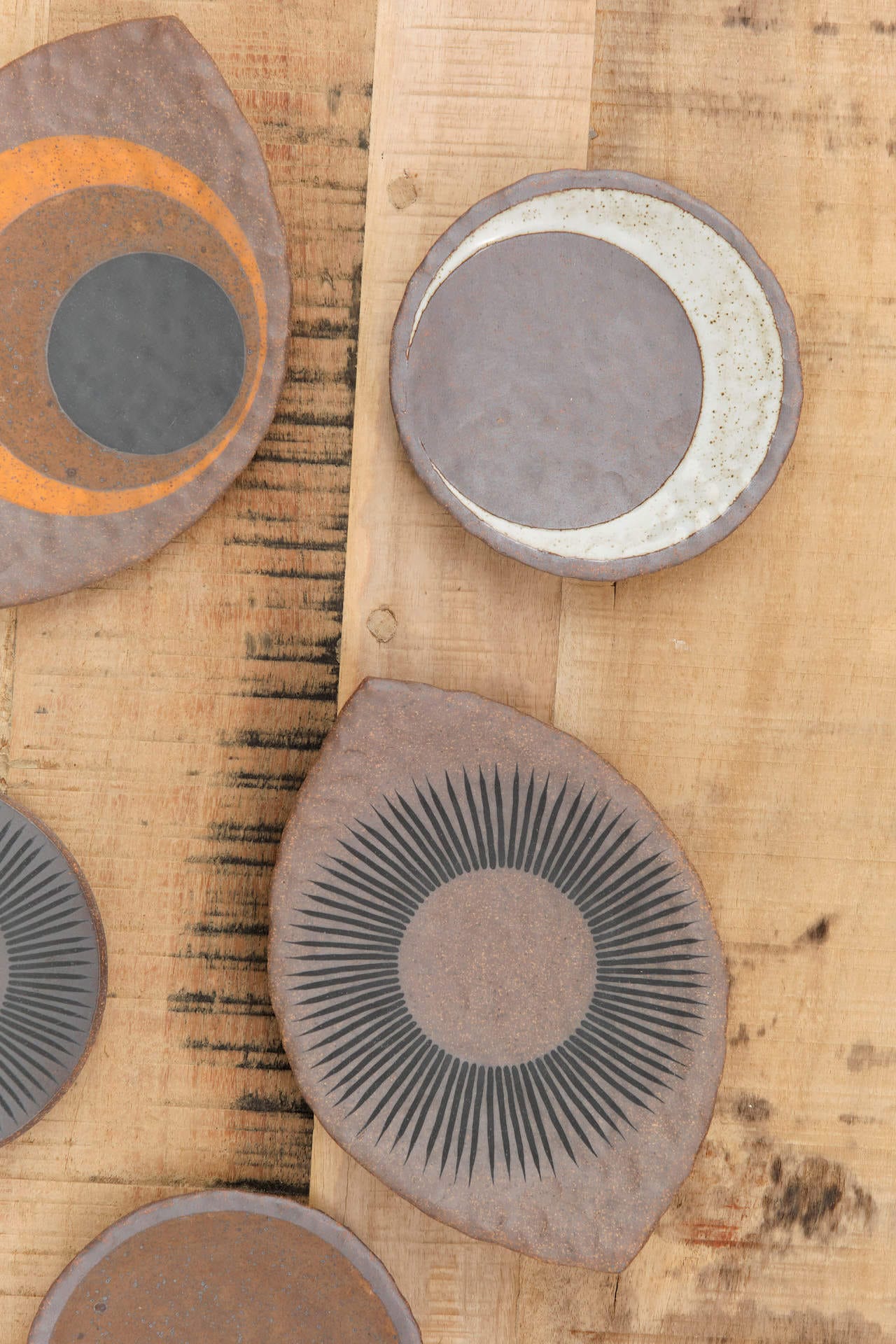 MQuan Art Ceramics Hammered Round Dish in Tucker Crescent Tucker Crescent / 5.25" Dia