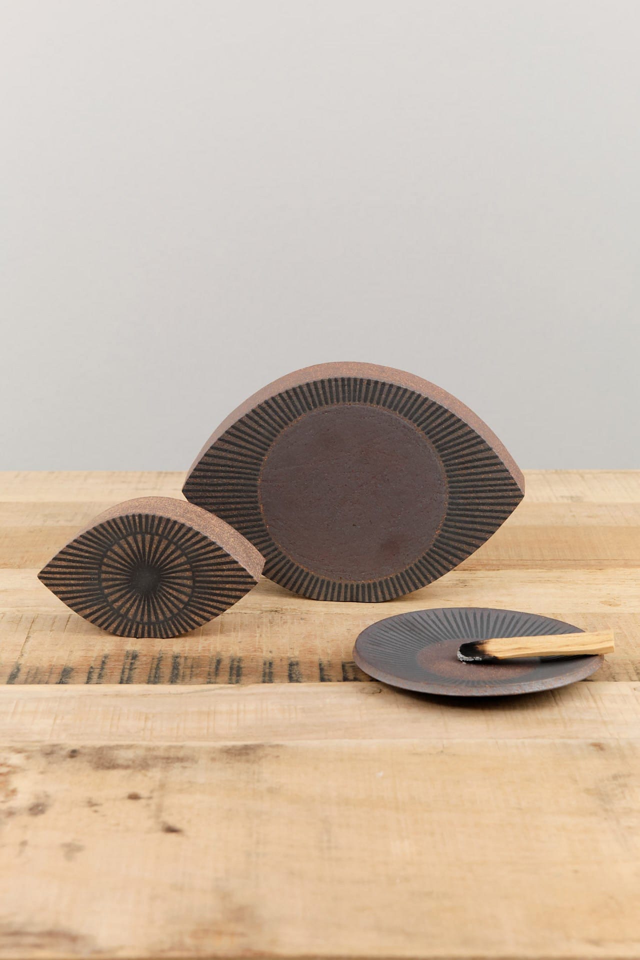 MQuan Art Ceramics Medium Eye in New Eye Dark Brown New Eye Dark Brown / 8.5" L X 5.75" W X 1.75" D