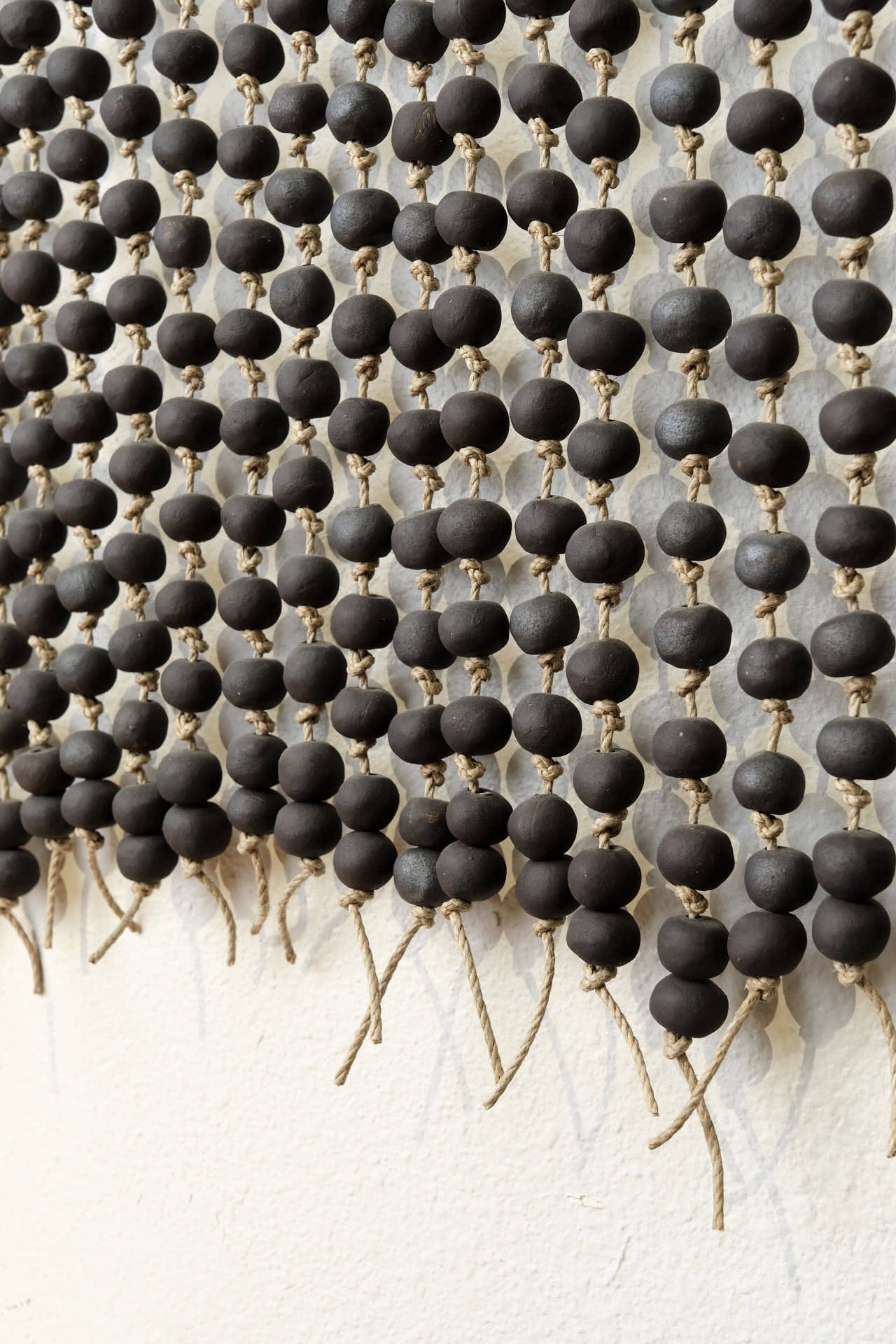 MQuan Art Ceramics Press Bead Wall Curtain Black & White / 2' W X 3' L