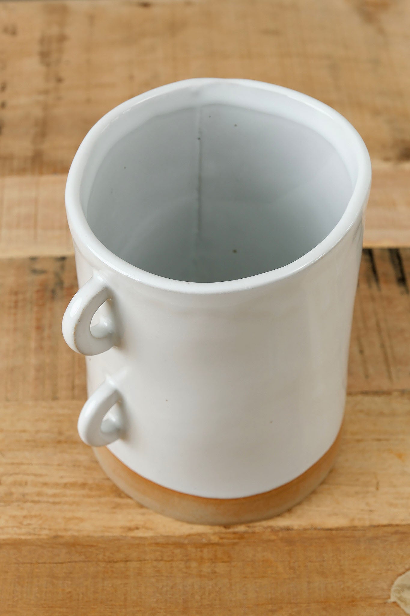 Mt. Washington Pottery Home Kitchen Containers Double Looped Handle Cache Pot White/Natural / 6" D X 7.5" H