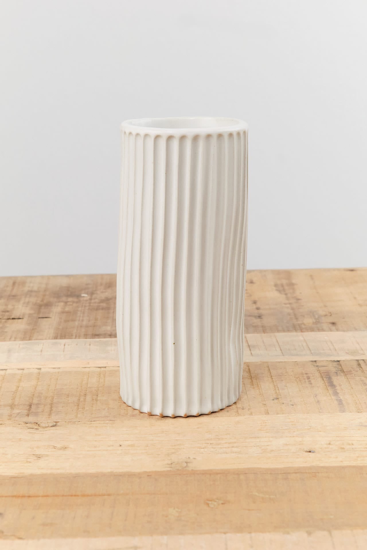 Mt. Washington Pottery Home Kitchen Vases Stripe Vase Matte White / 3.5" Dia X 8" H