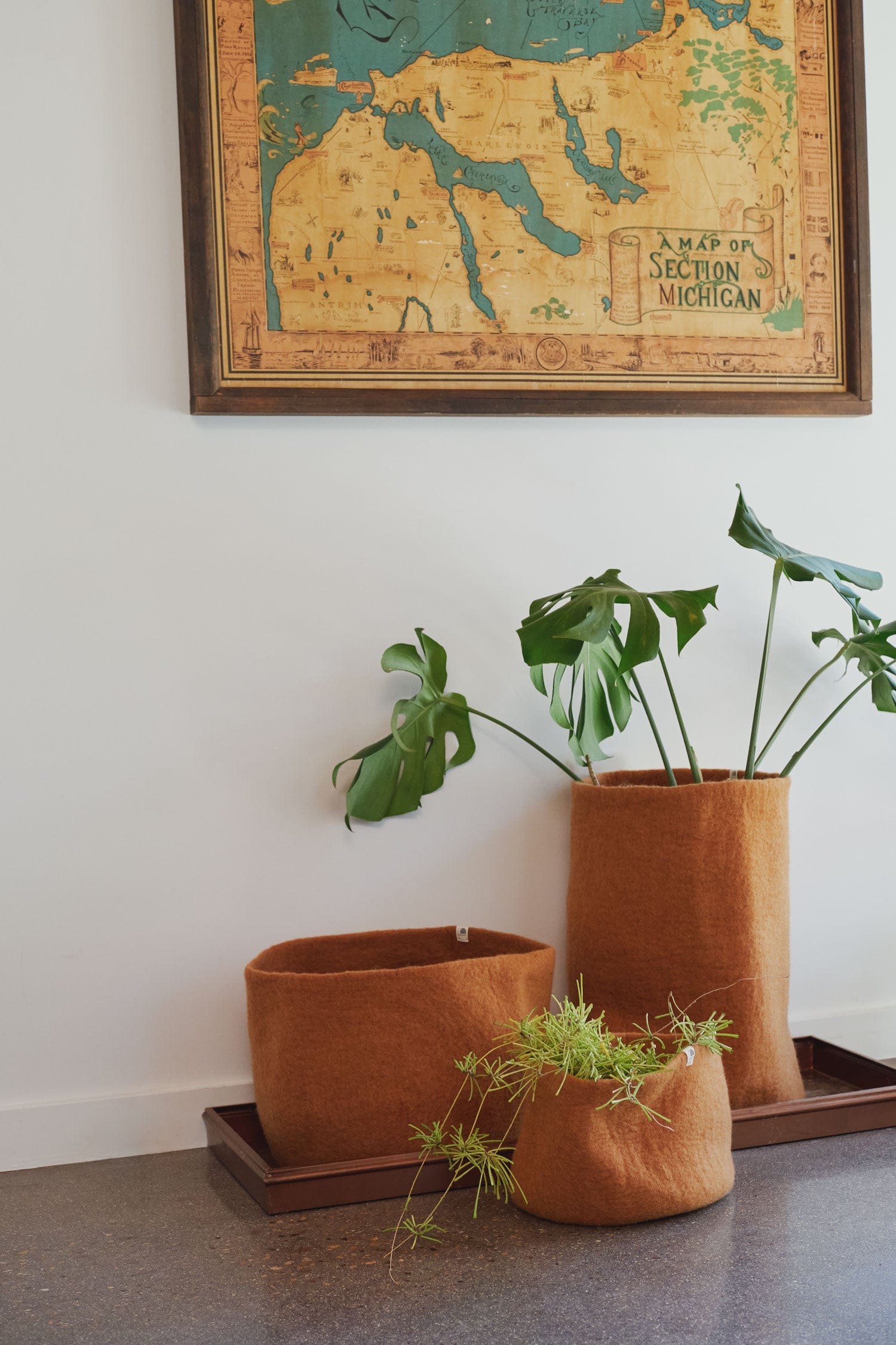 Muskhane felt basekets