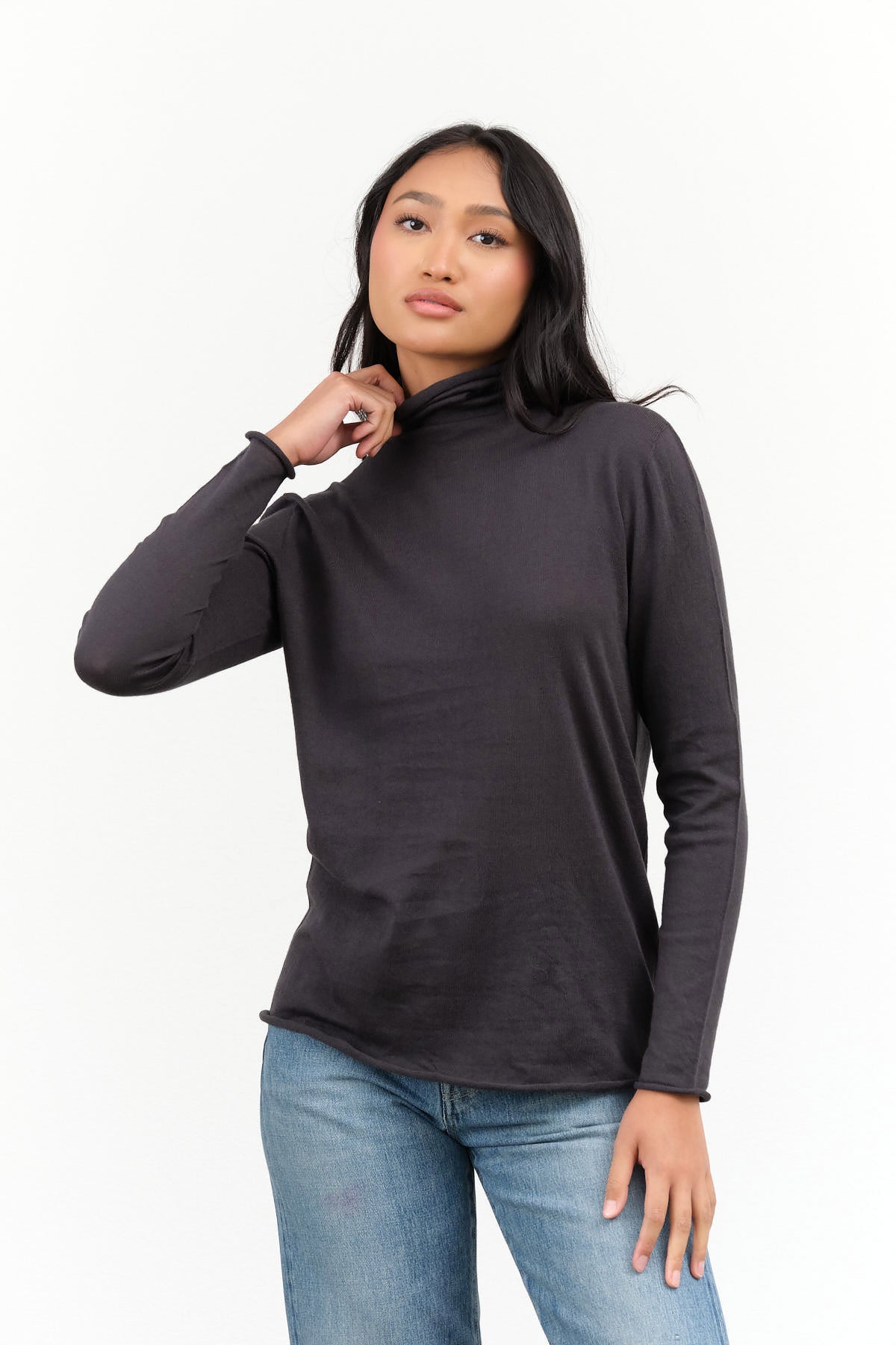 Nicholson and Nicholson Agnes Sweater in Charcoal