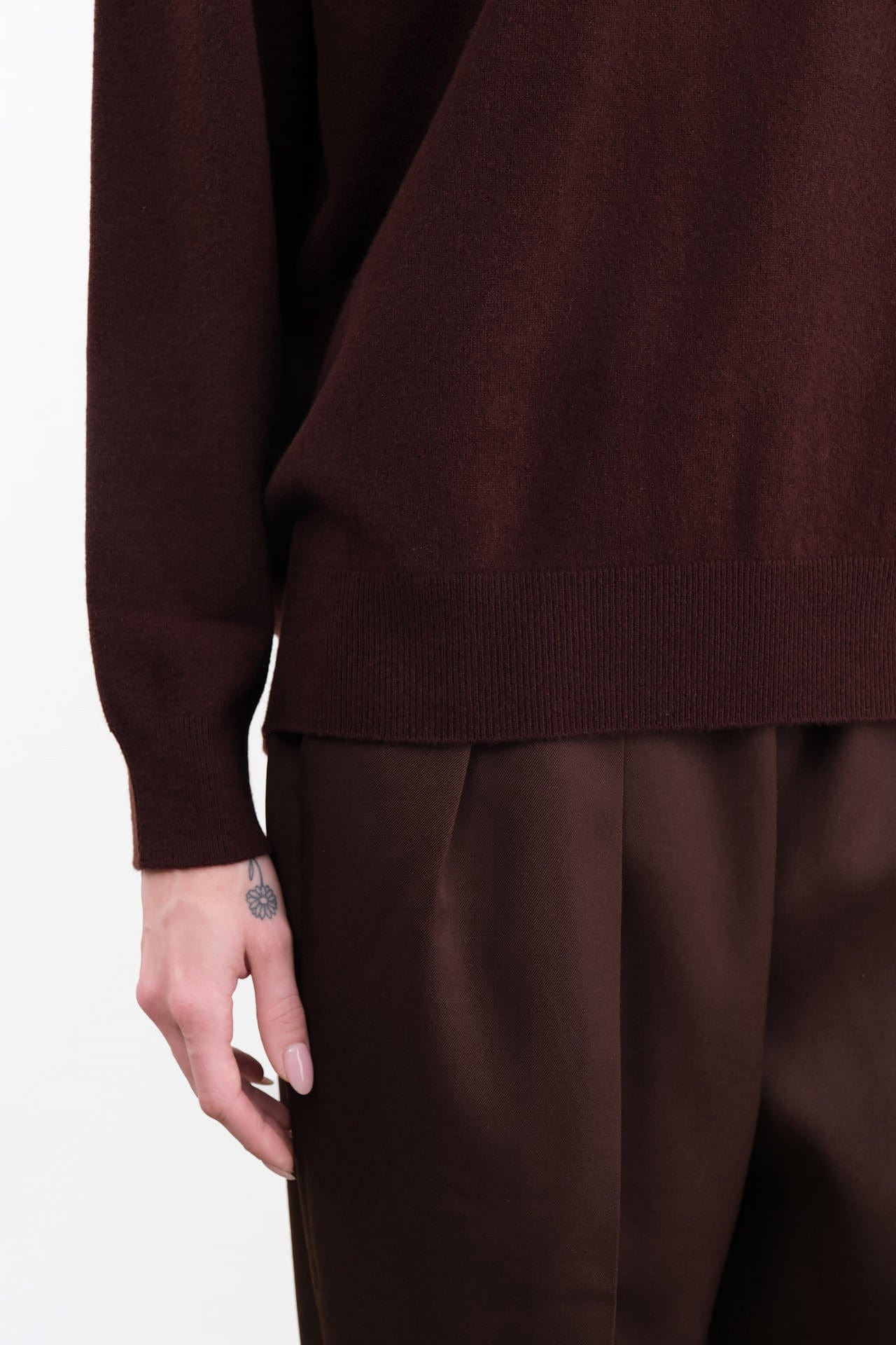 Nicholson & Nicholson Apparel Womens Sweaters Ginny Top Brown / One Size