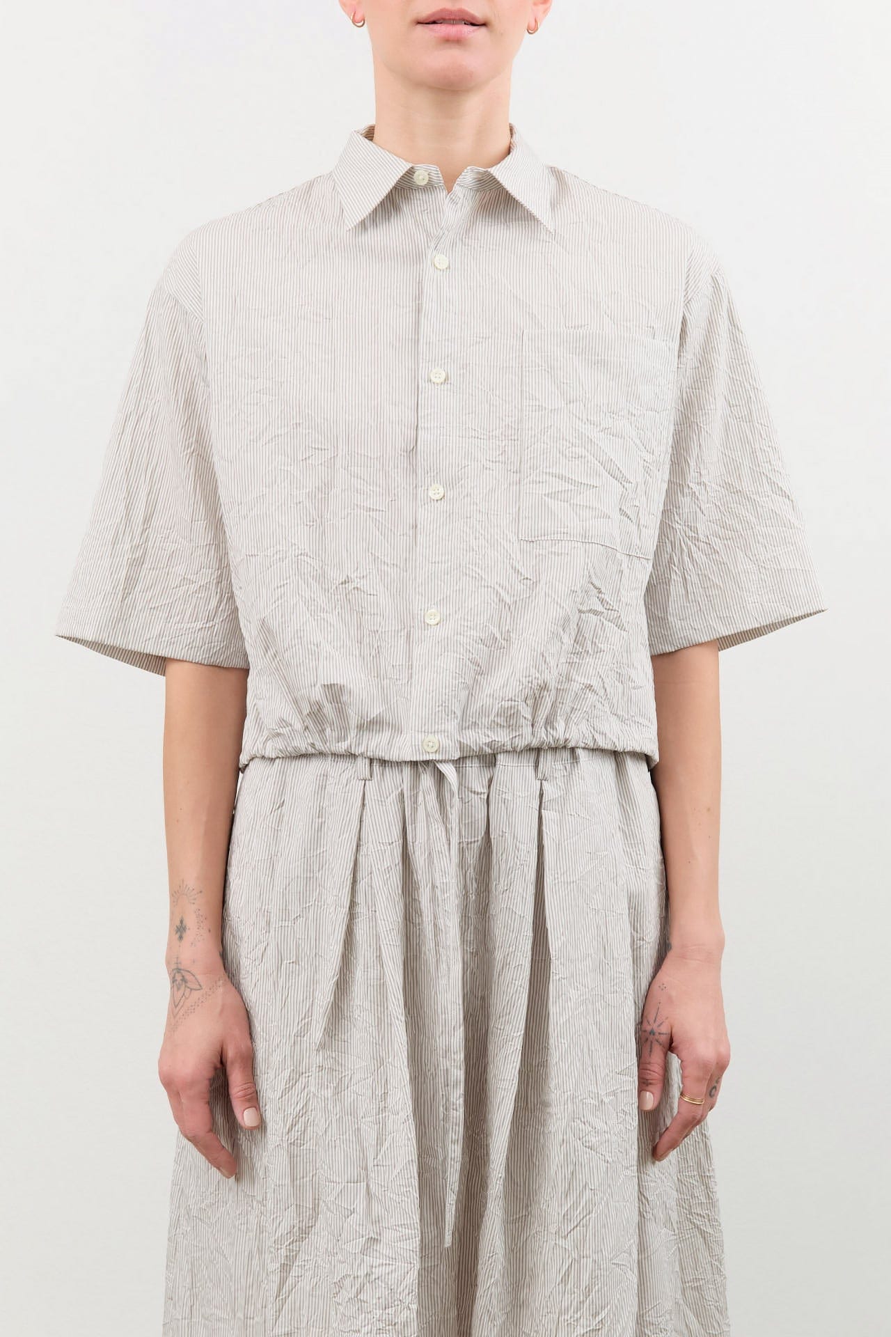 Nicholson & Nicholson Apparel Womens Blouses Linda Top in Gray Stripe