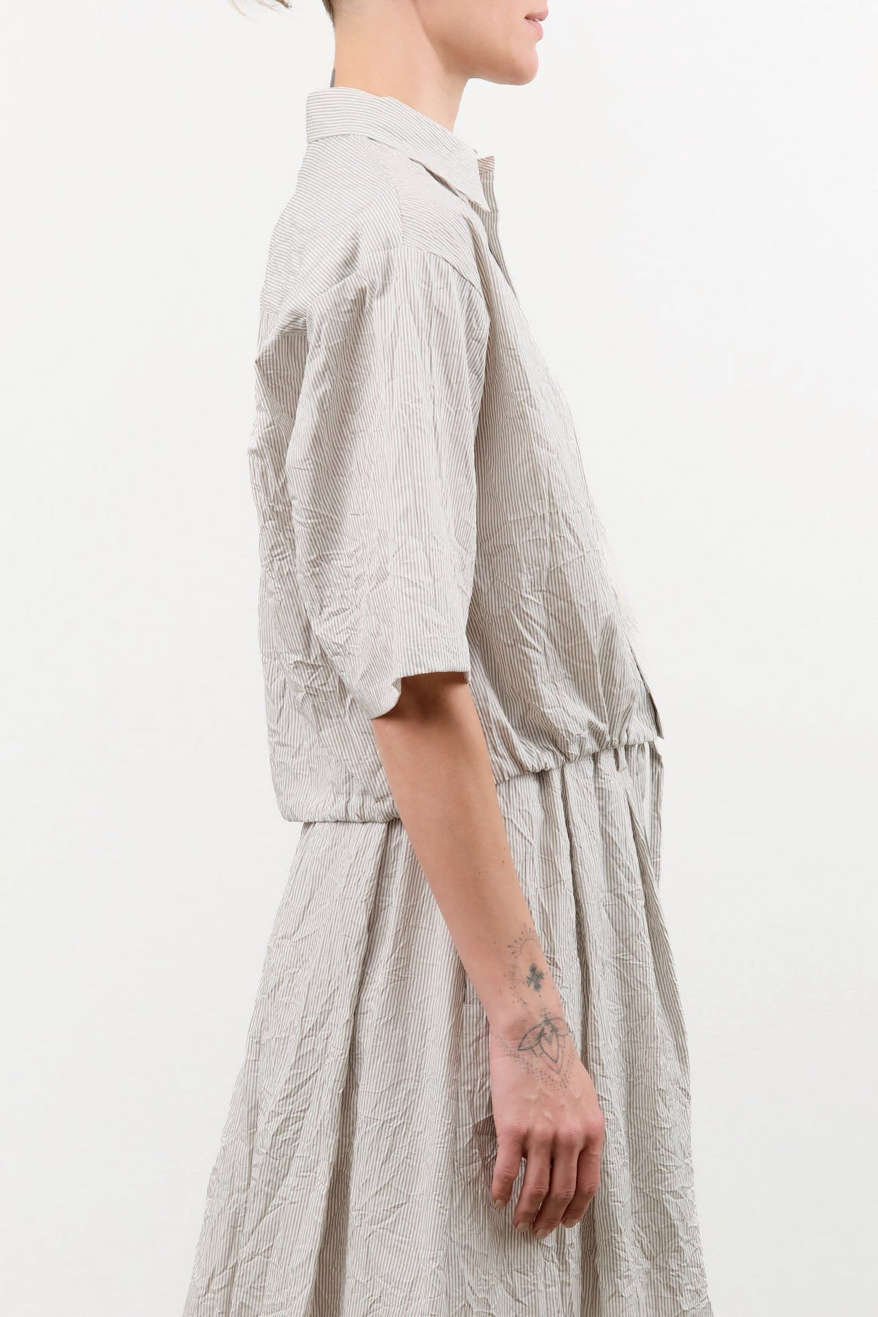 Nicholson & Nicholson Apparel Womens Blouses Linda Top in Gray Stripe