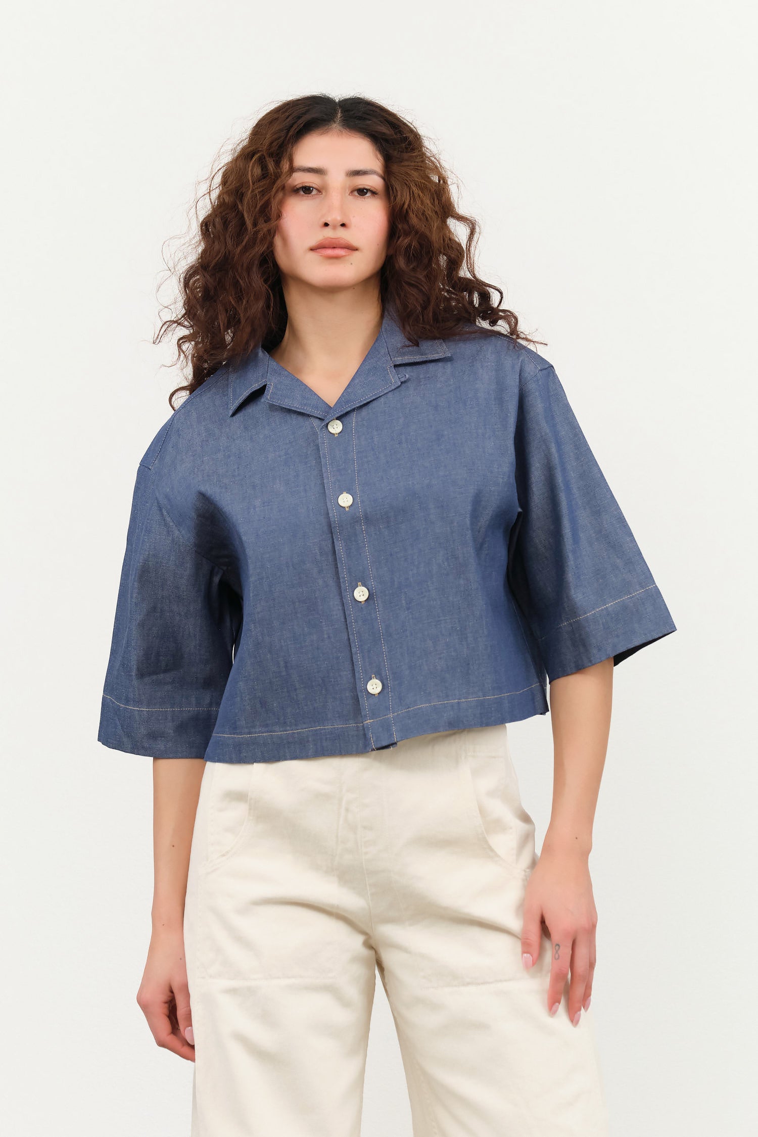 Nicholson & Nicholson Apparel Womens Blouses Roma Top in Blue Blue / 36