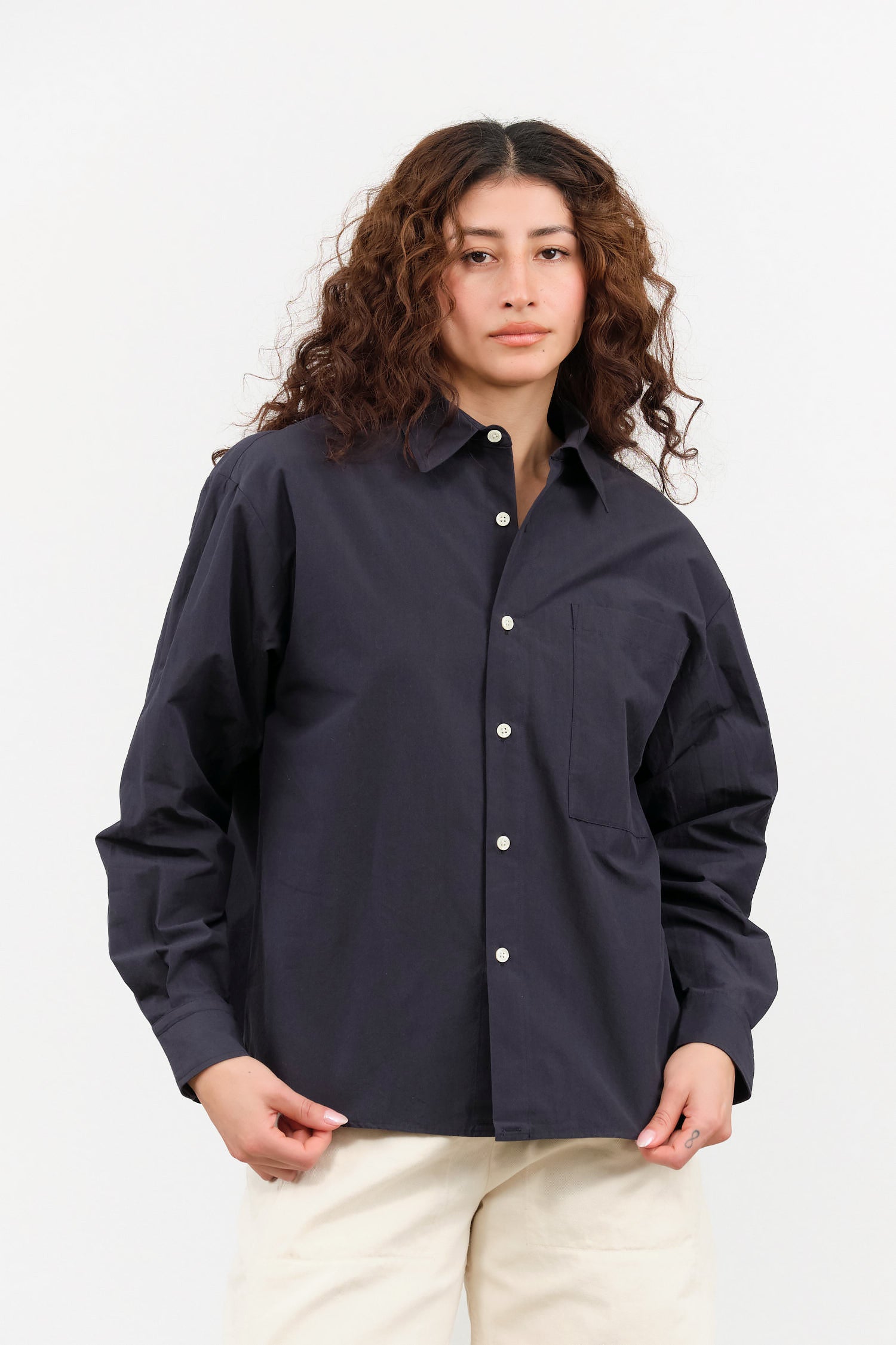 Nicholson and Nicholson Seabreeze Top in Navy