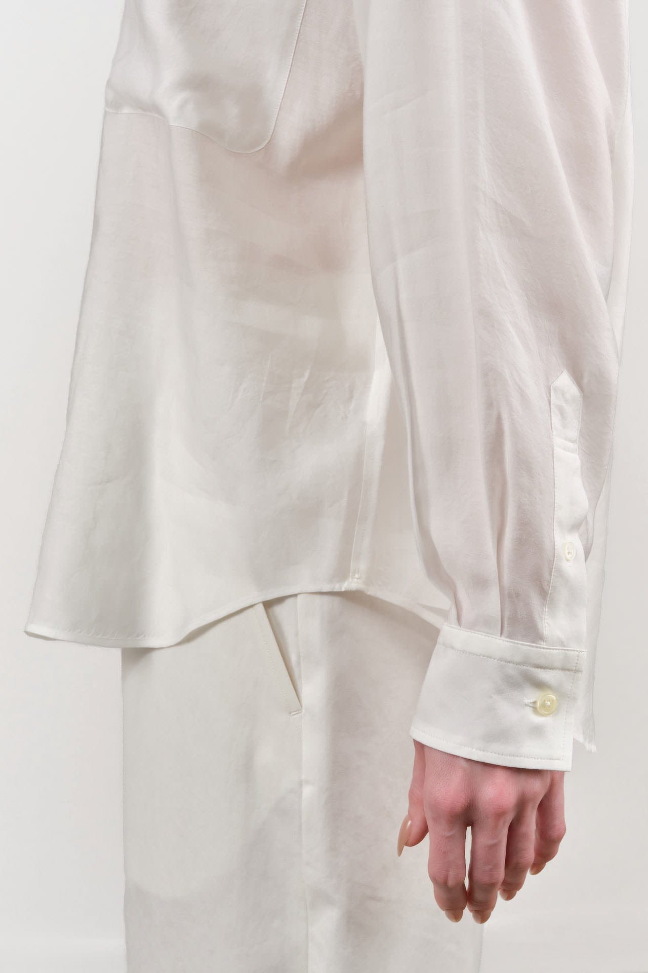 Nicholson & Nicholson Apparel Womens Blouses Silk Clea Top