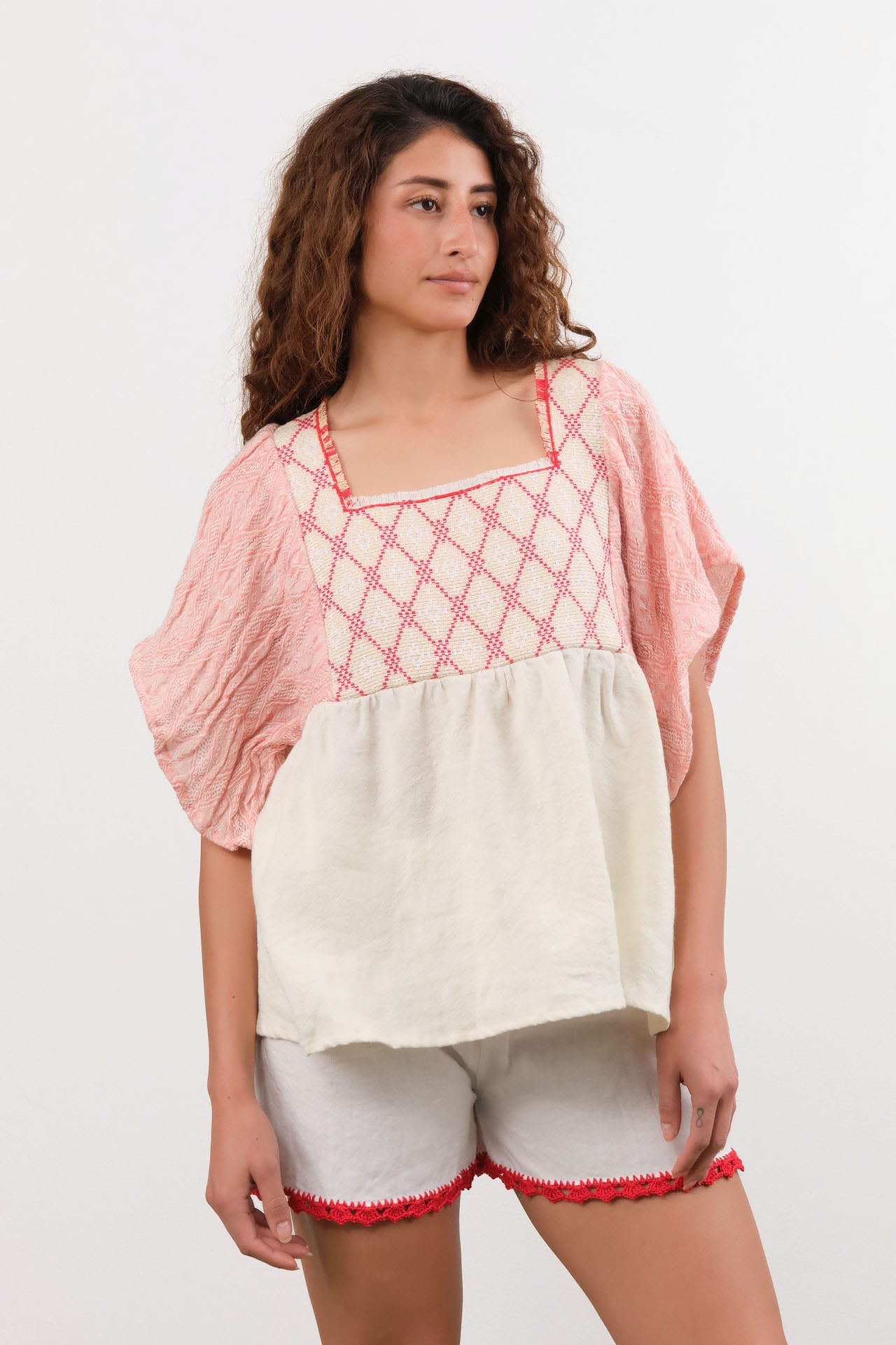 Ninaleuca Apparel Womens Blouses Laura Top Cream / One Size