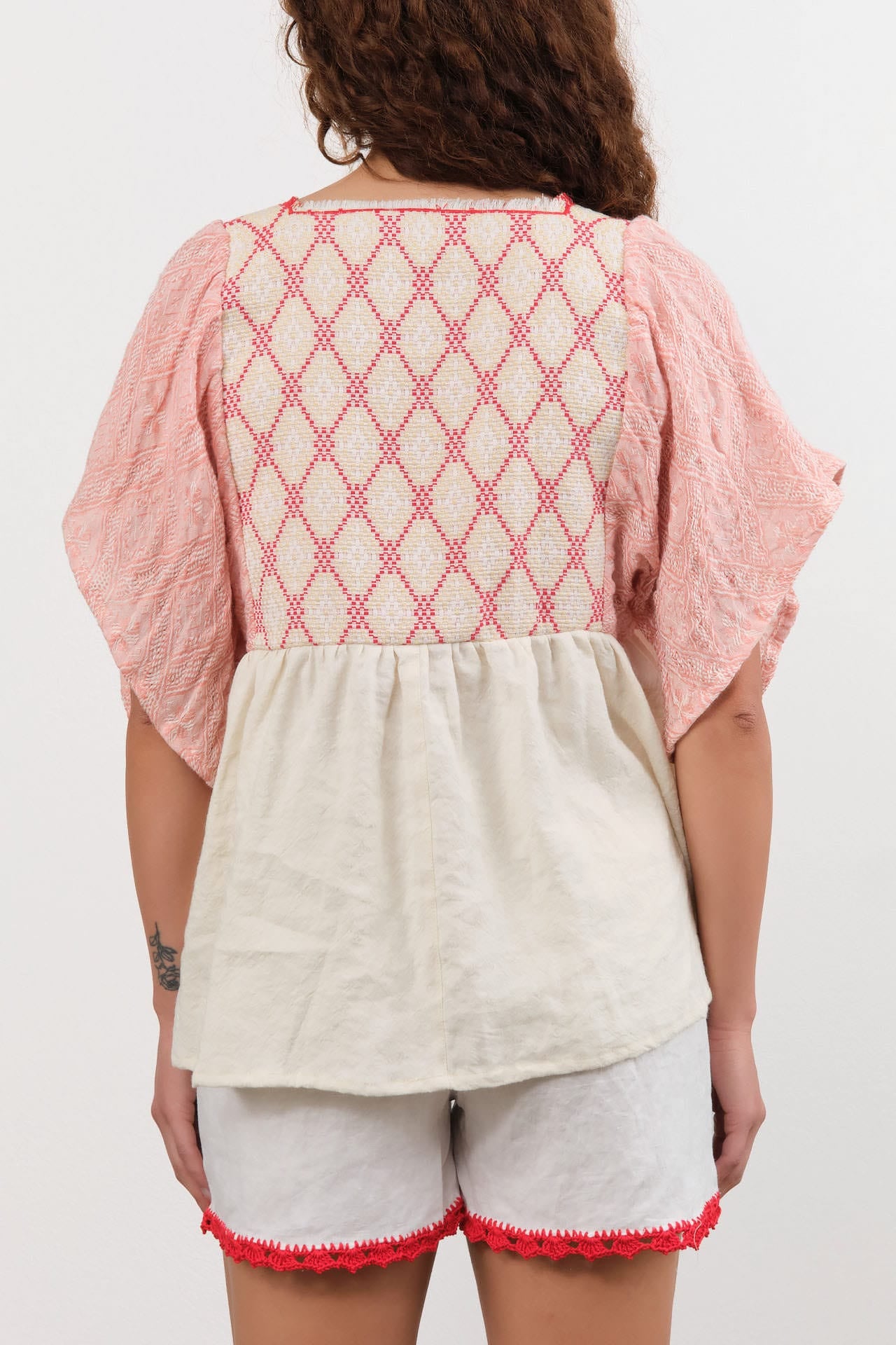 Ninaleuca Apparel Womens Blouses Laura Top Cream / One Size
