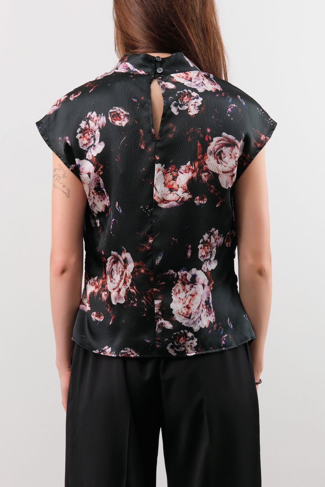 No. 6 Apparel Womens Blouses Alex Top in Black Rose