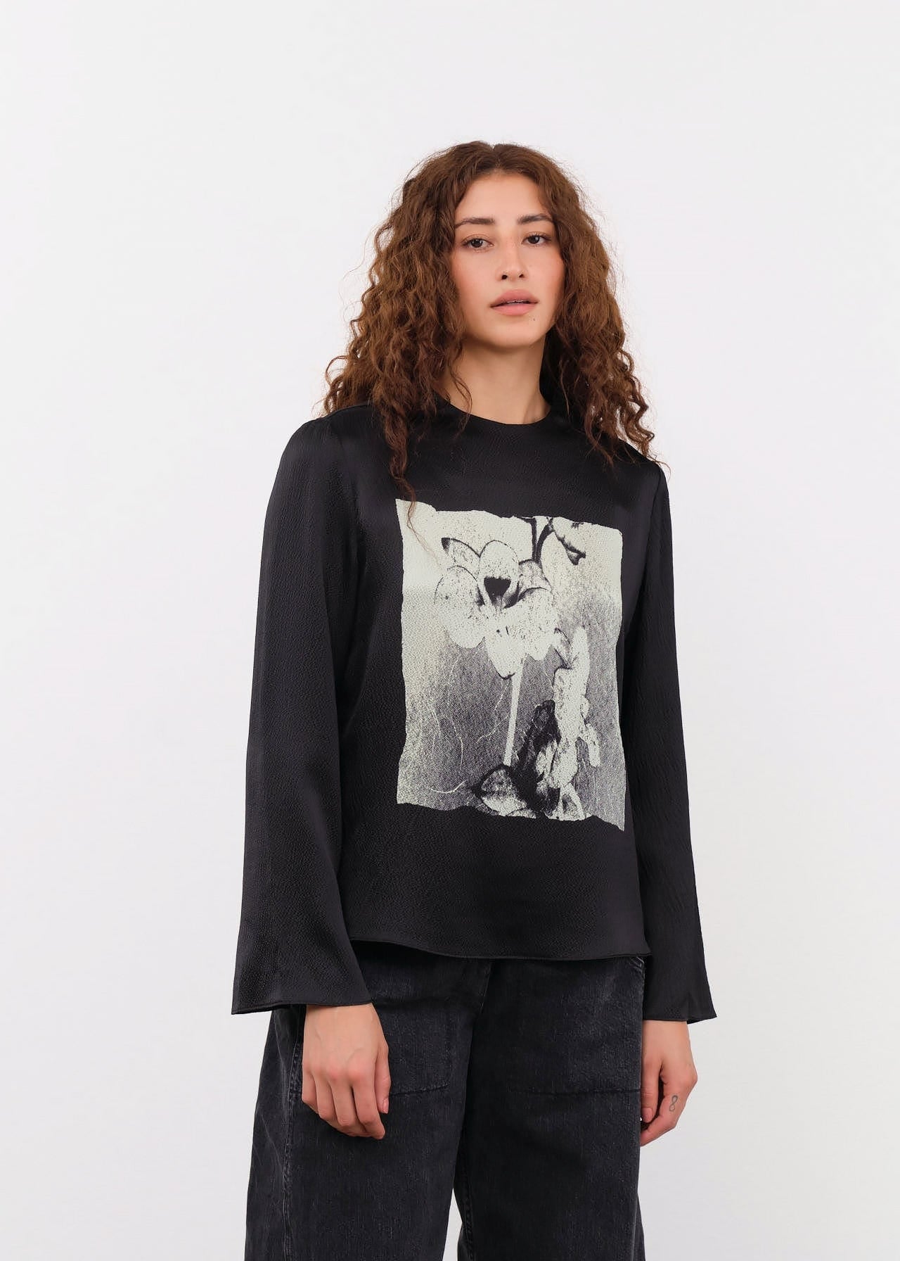 No. 6 Apparel Womens Blouses Diane Top in Black Magnolia