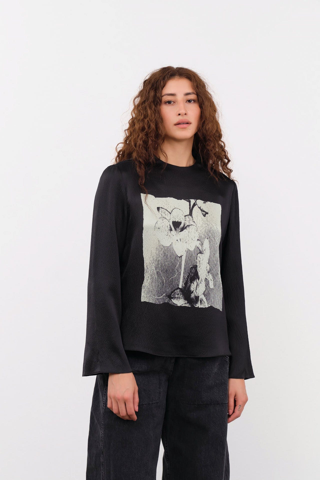 No. 6 Apparel Womens Blouses Diane Top in Black Magnolia