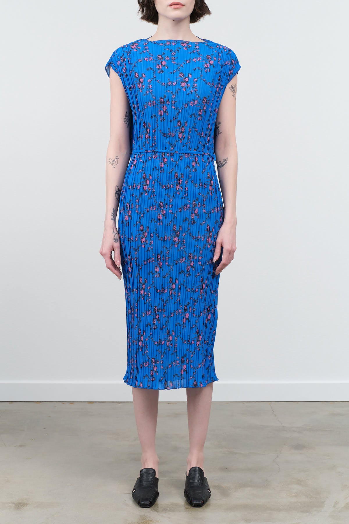 Front view of Lucien Dress in Royal Trellis