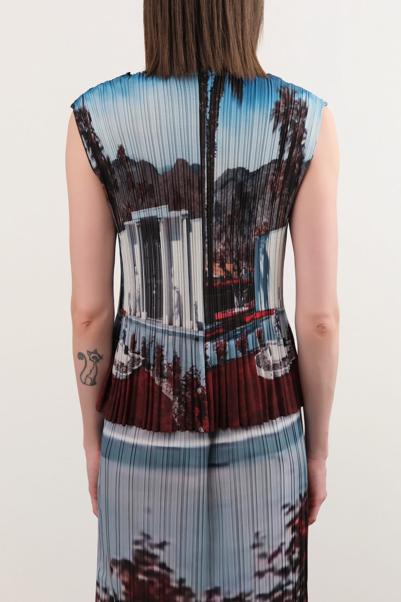 No. 6 Apparel Womens Blouses Rae Tank in Cinema