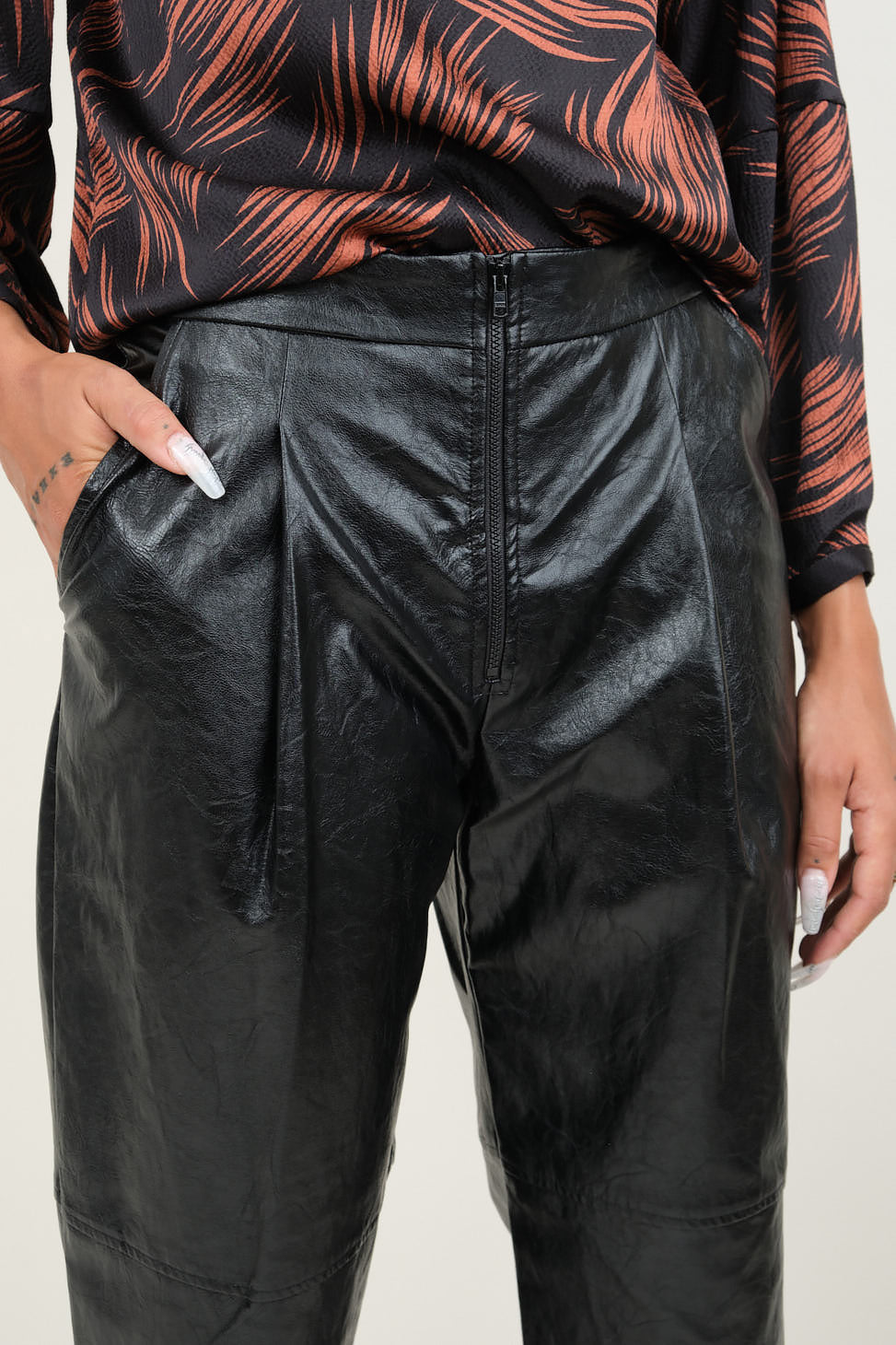 Front detailing on Cole Pant
