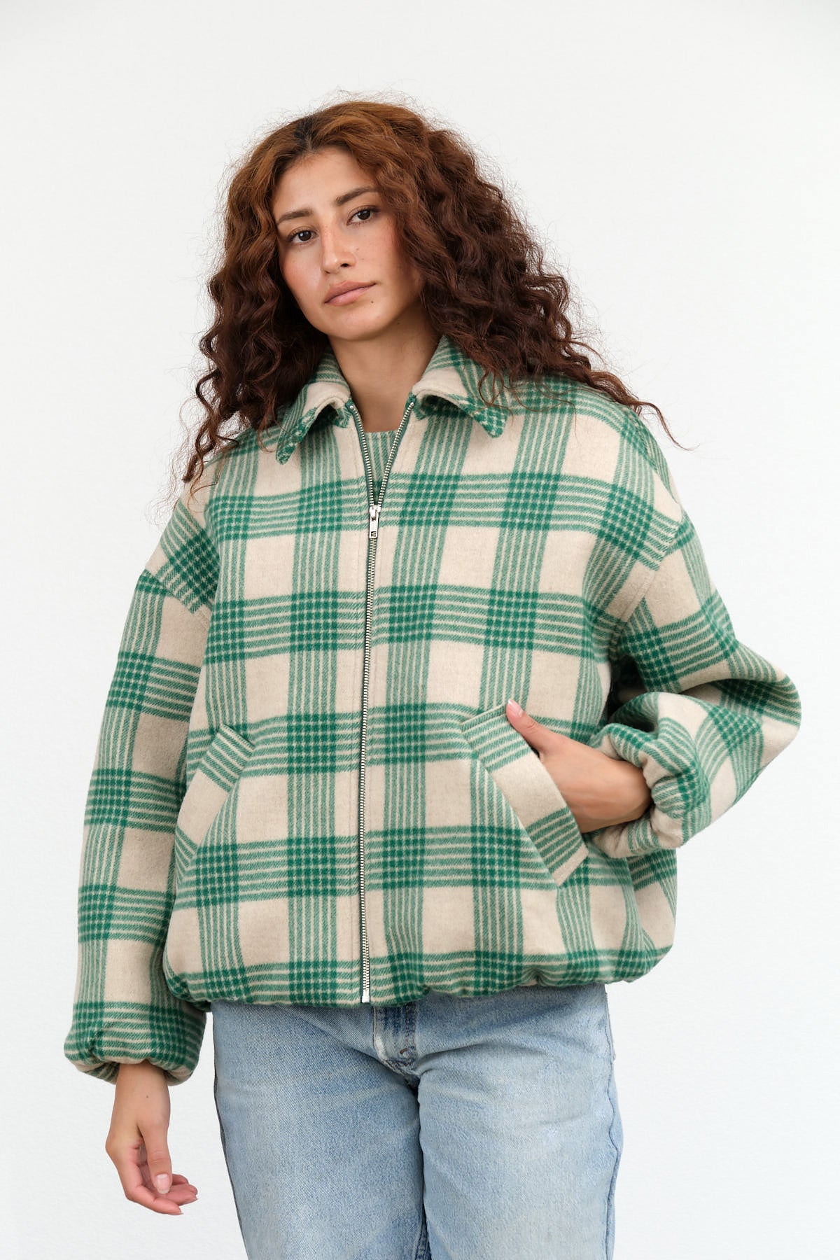 No. 6 Wicke Bomber in Beige and Green