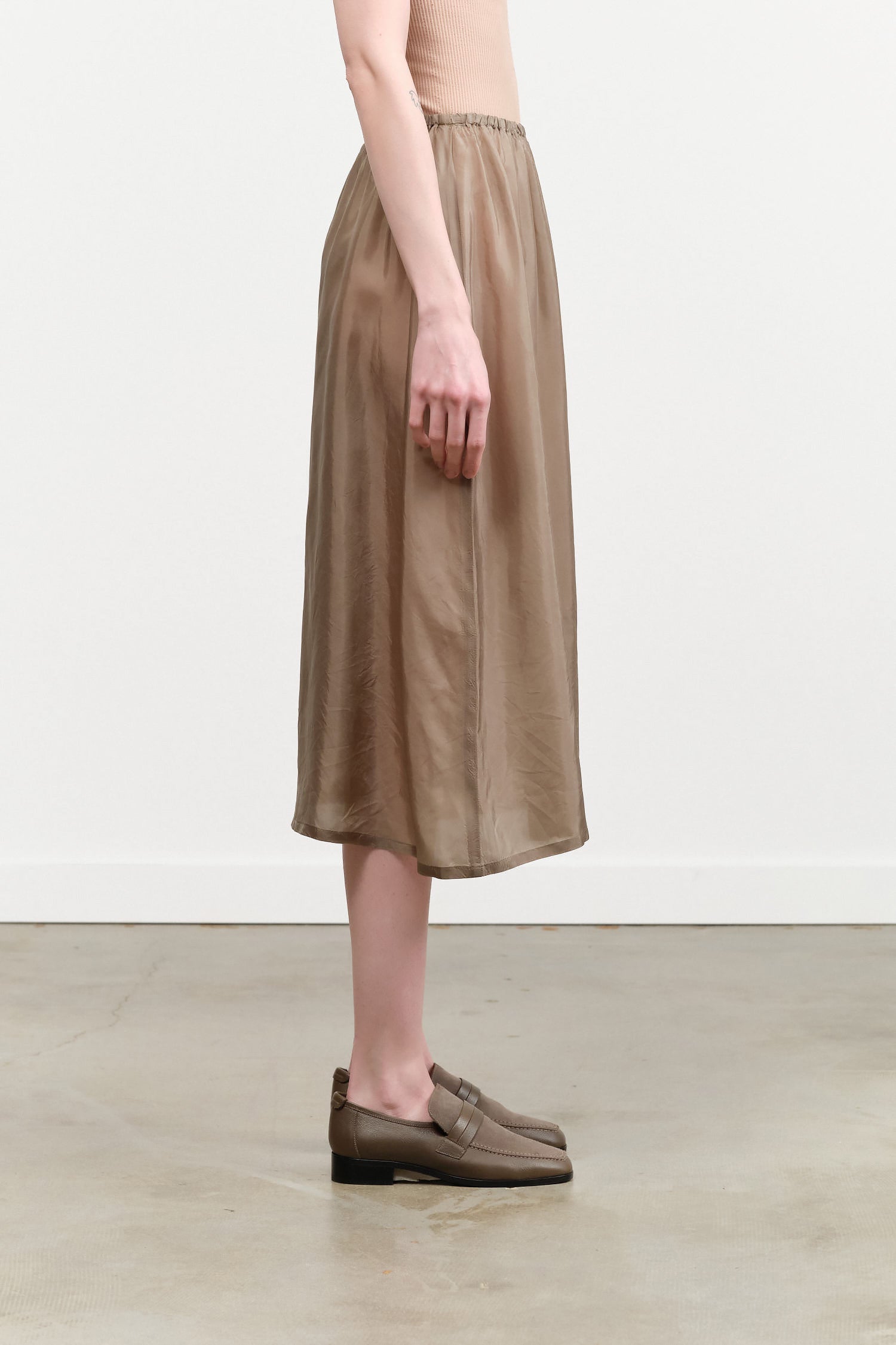 Pas de Calais Designer Brand Bemberg Taffeta Slip Under Midi Skirt with Elasticated Waistband in Khaki Green