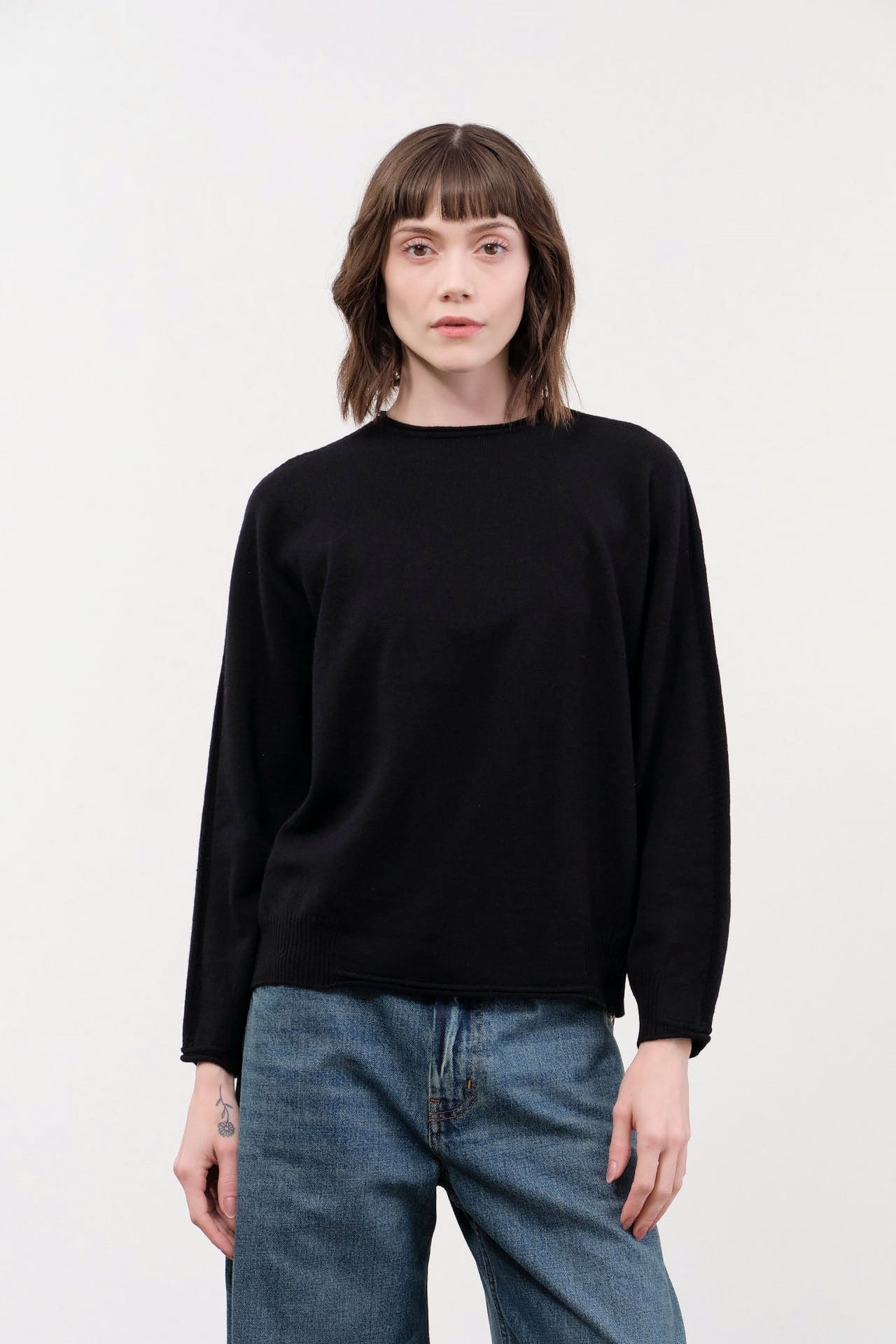 Pas de Calais Apparel Womens Sweaters Airy Wool Crew Neck Pullover