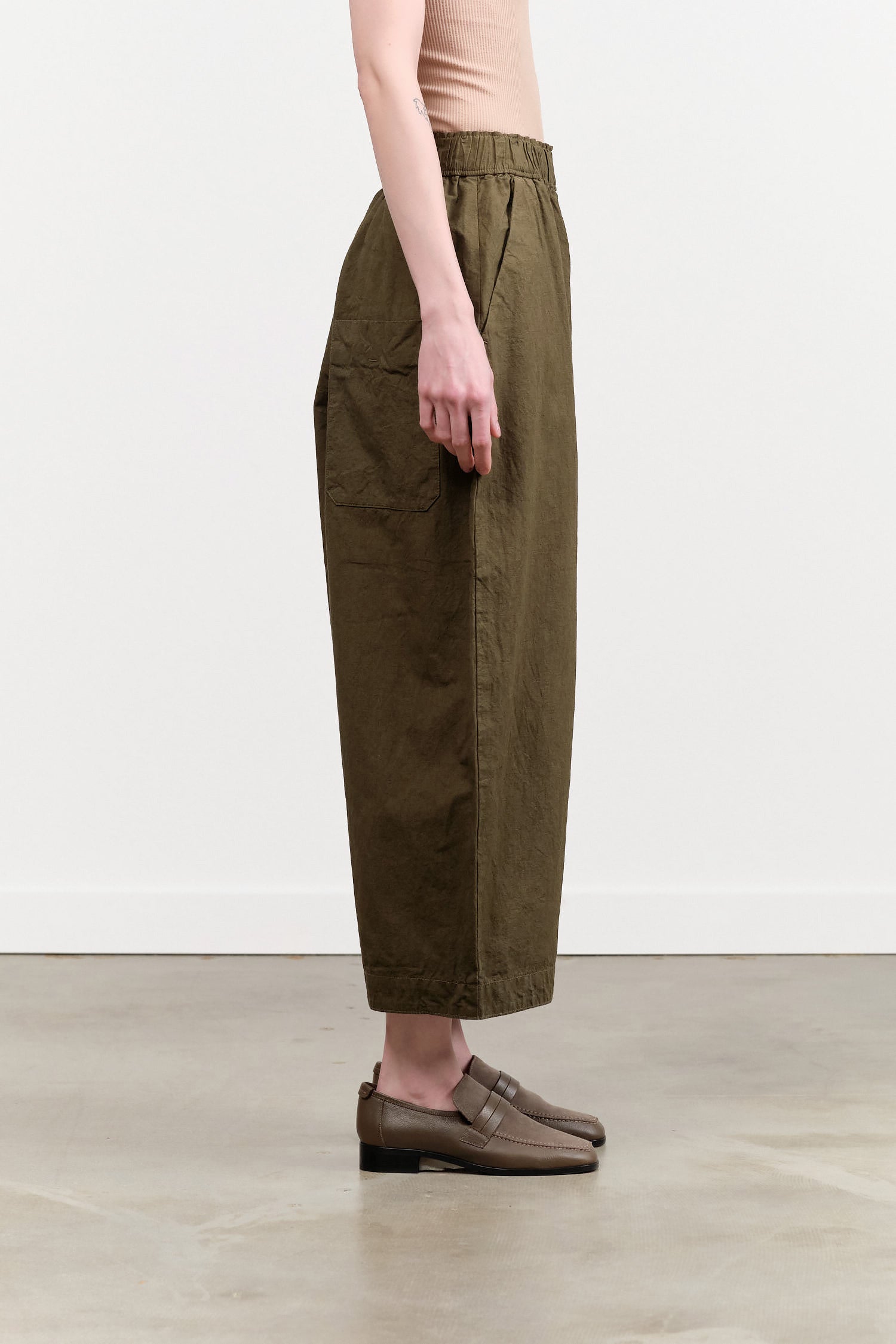 Pas de Calais Designer Brand C/H Wide Pants in Beige Green