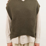 Pas de Calais Apparel Womens Sweaters Cashmere Blend Lambs Wool Patterned Knit V-Neck Vest