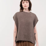 Pas de Calais Apparel Womens Sweaters Cashmere Lambs Wool Boat Neckline Vest in Greige