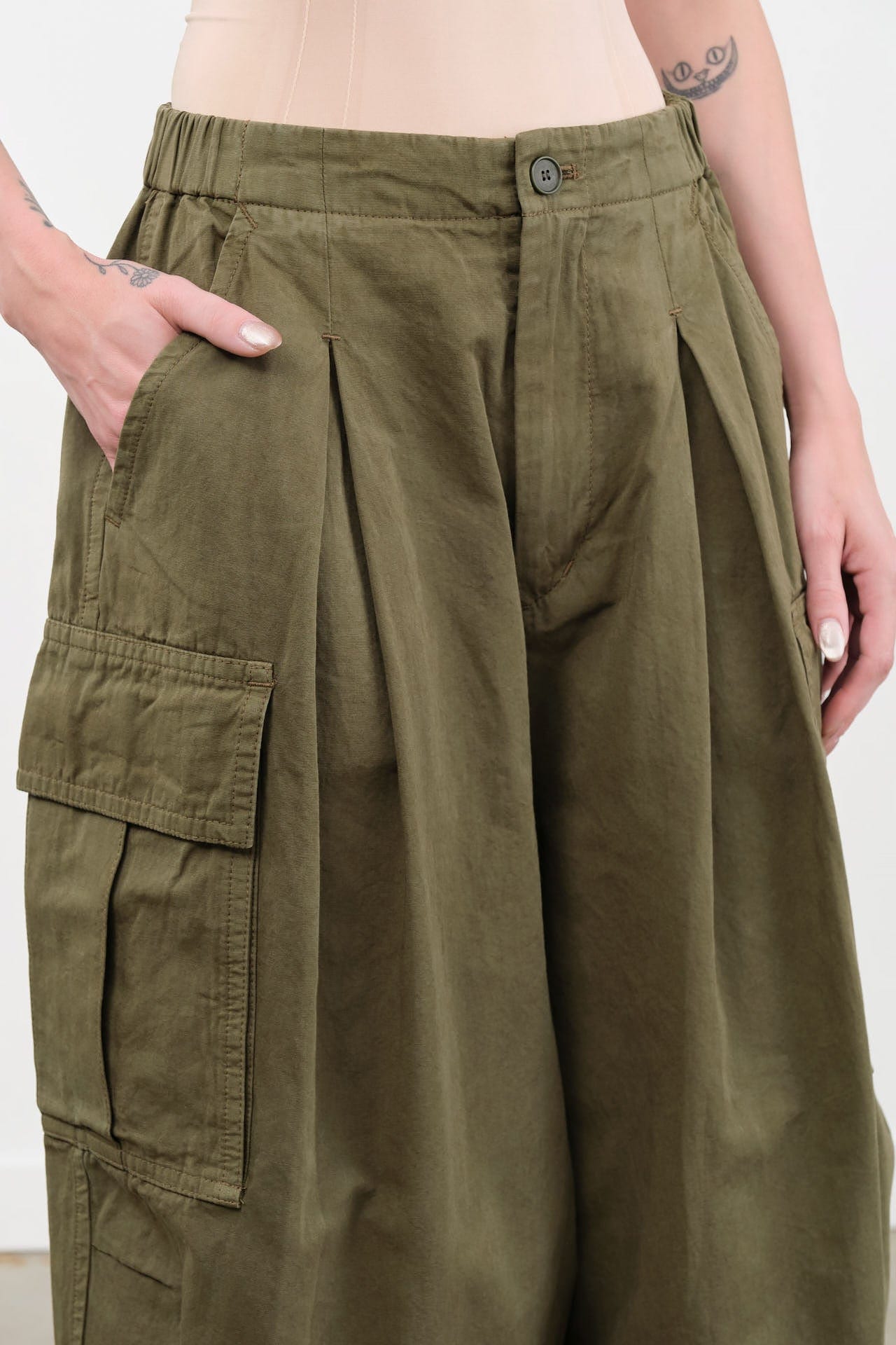 Pas de Calais Apparel Womens Pants Cotton Grosgrain Cargo Pants