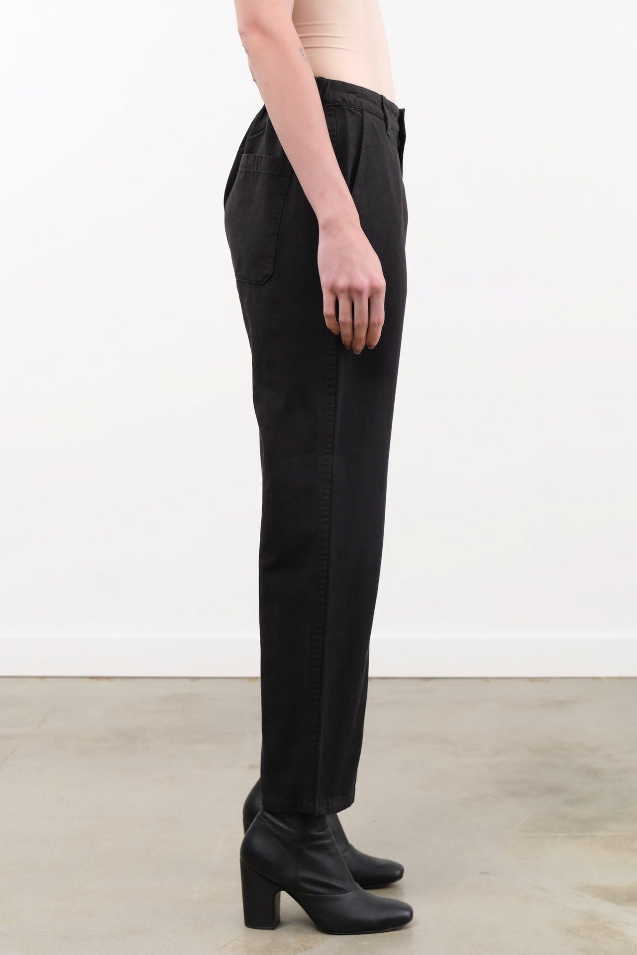 Pas de Calais Apparel Womens Pants Cotton Grosgrain Tapered Pants
