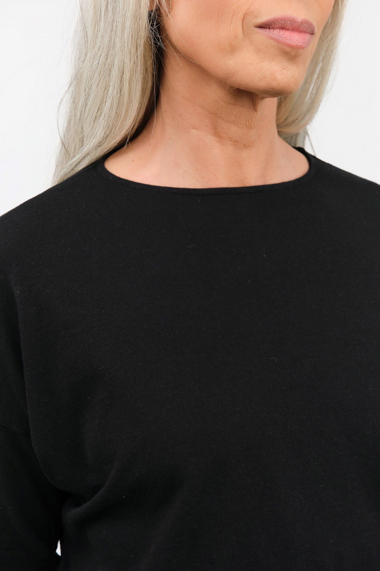 Pas de Calais Apparel Womens Tees Cotton Linen Jersey T-Shirt in Black