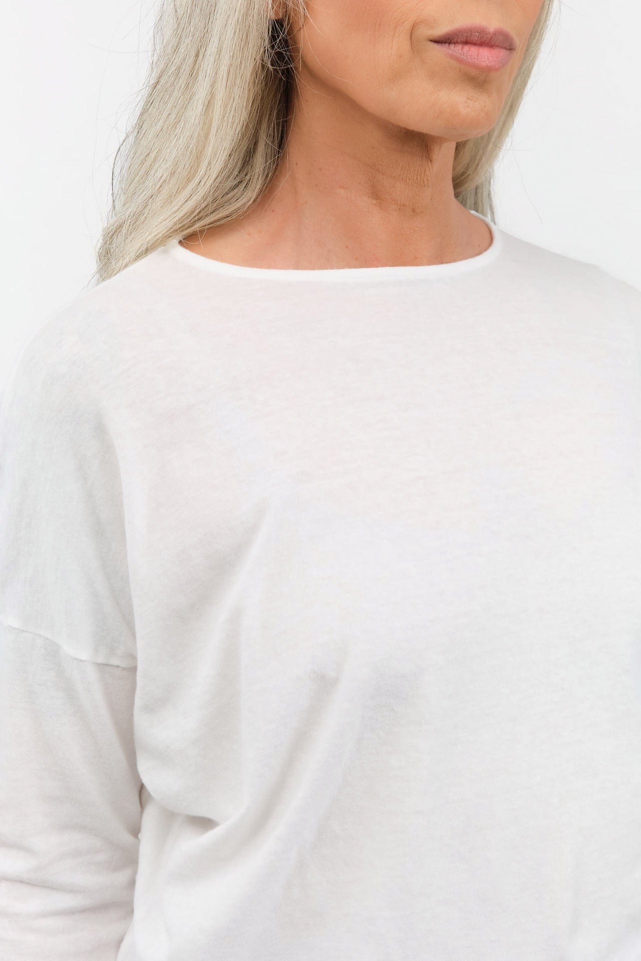 Pas de Calais Apparel Womens Tees Cotton Linen Jersey T-Shirt in Off White