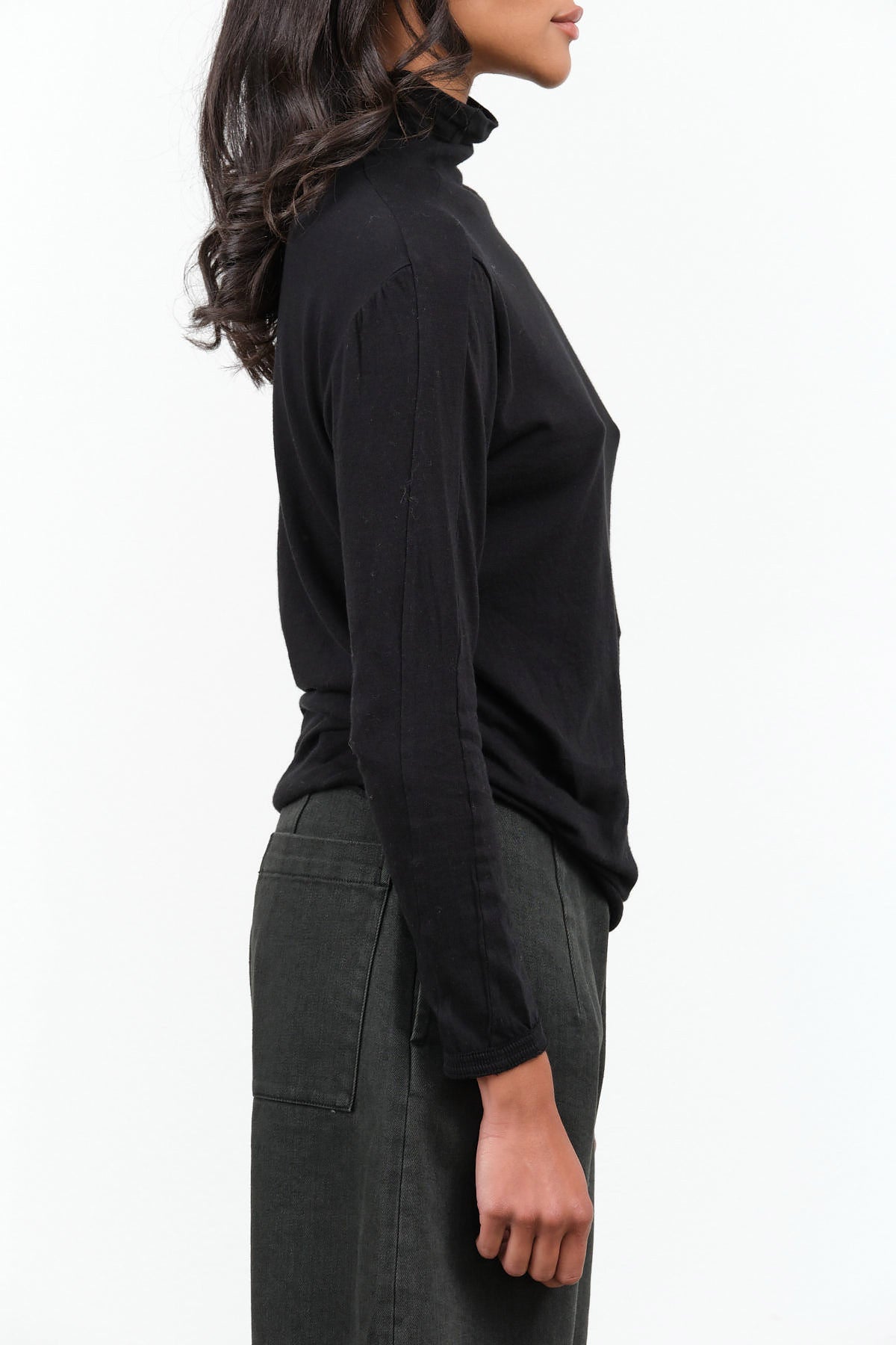 Pas de Calais Designer Brand Cotton Wool Rib Mix Long Sleeve Turtleneck Jersey Pullover in Solid Black