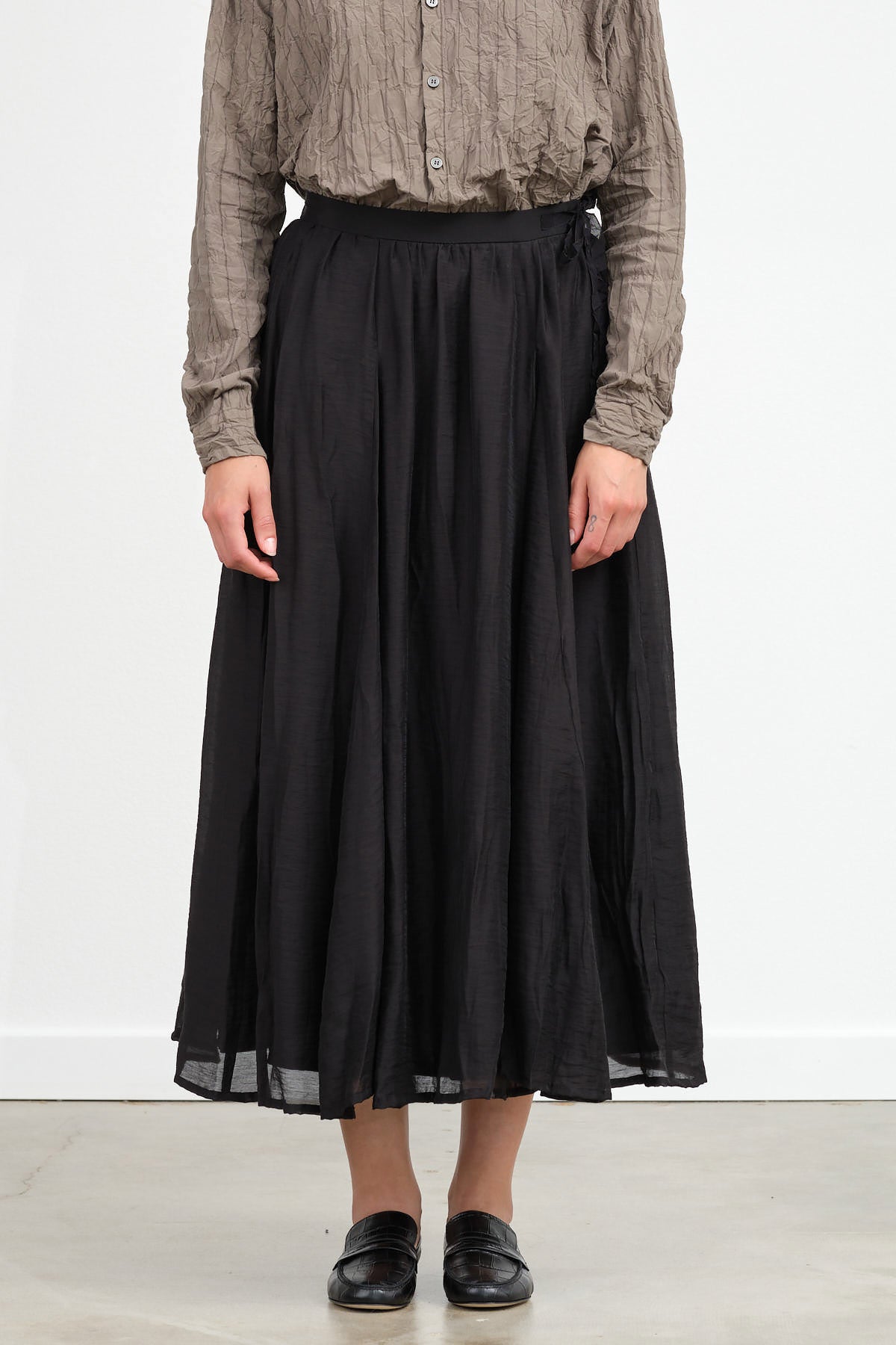 Crinkle Long Skirt by Pas de Calais in Black