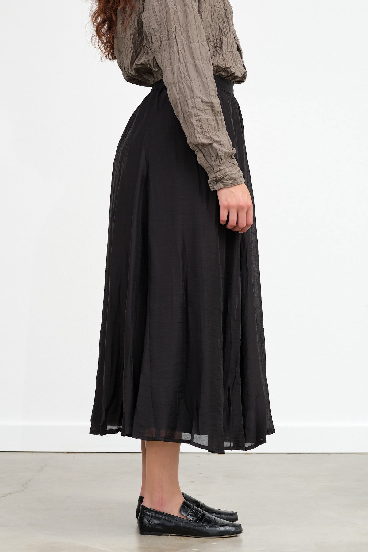 Pas de Calais Apparel Womens Skirts Crinkle Long Skirt in Black